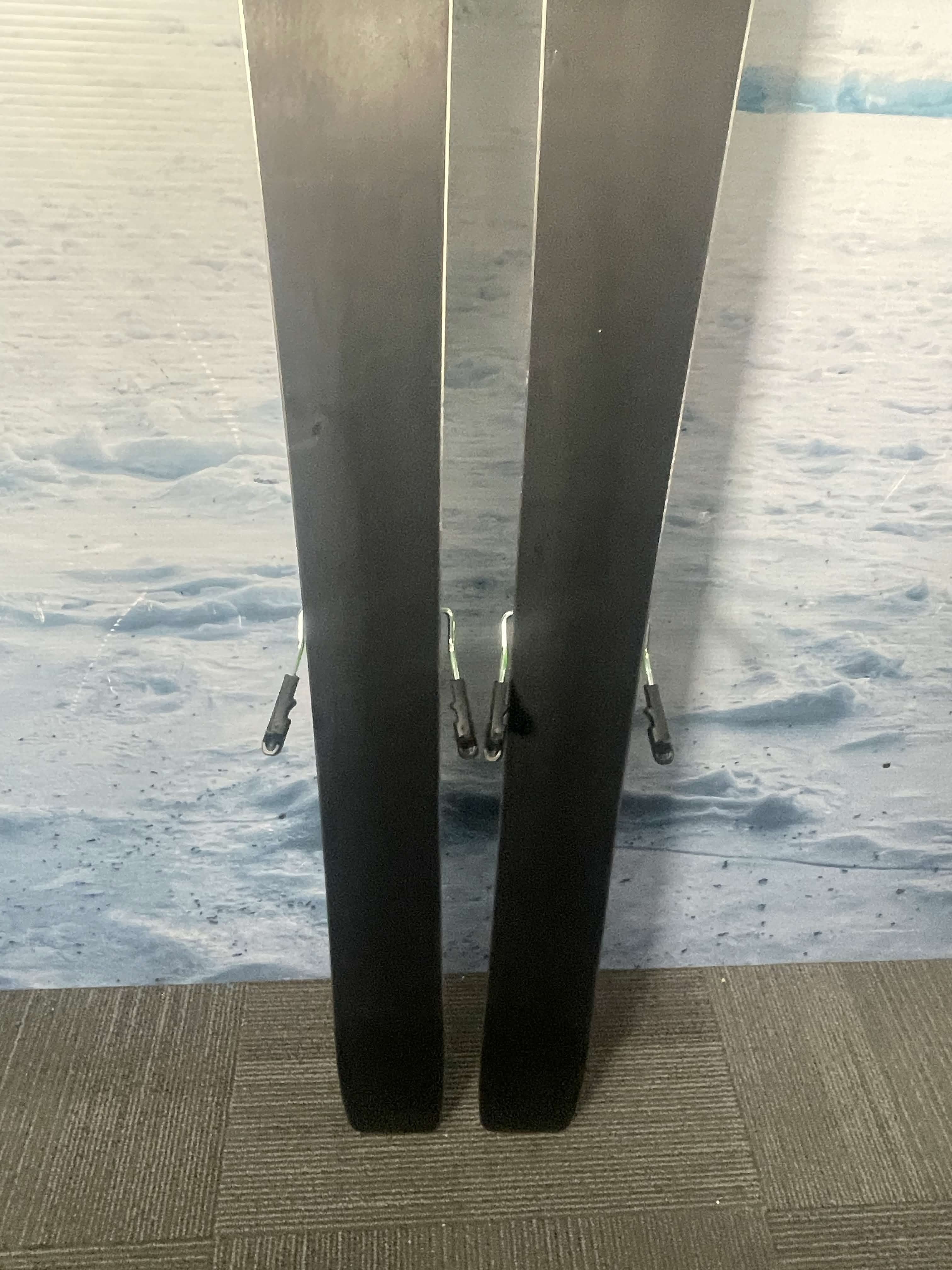 Elan Ripstick 96 182cm Skis w/ ATOMIC NR Strive 13 GW Demo Binding - Lightly Used (2026)