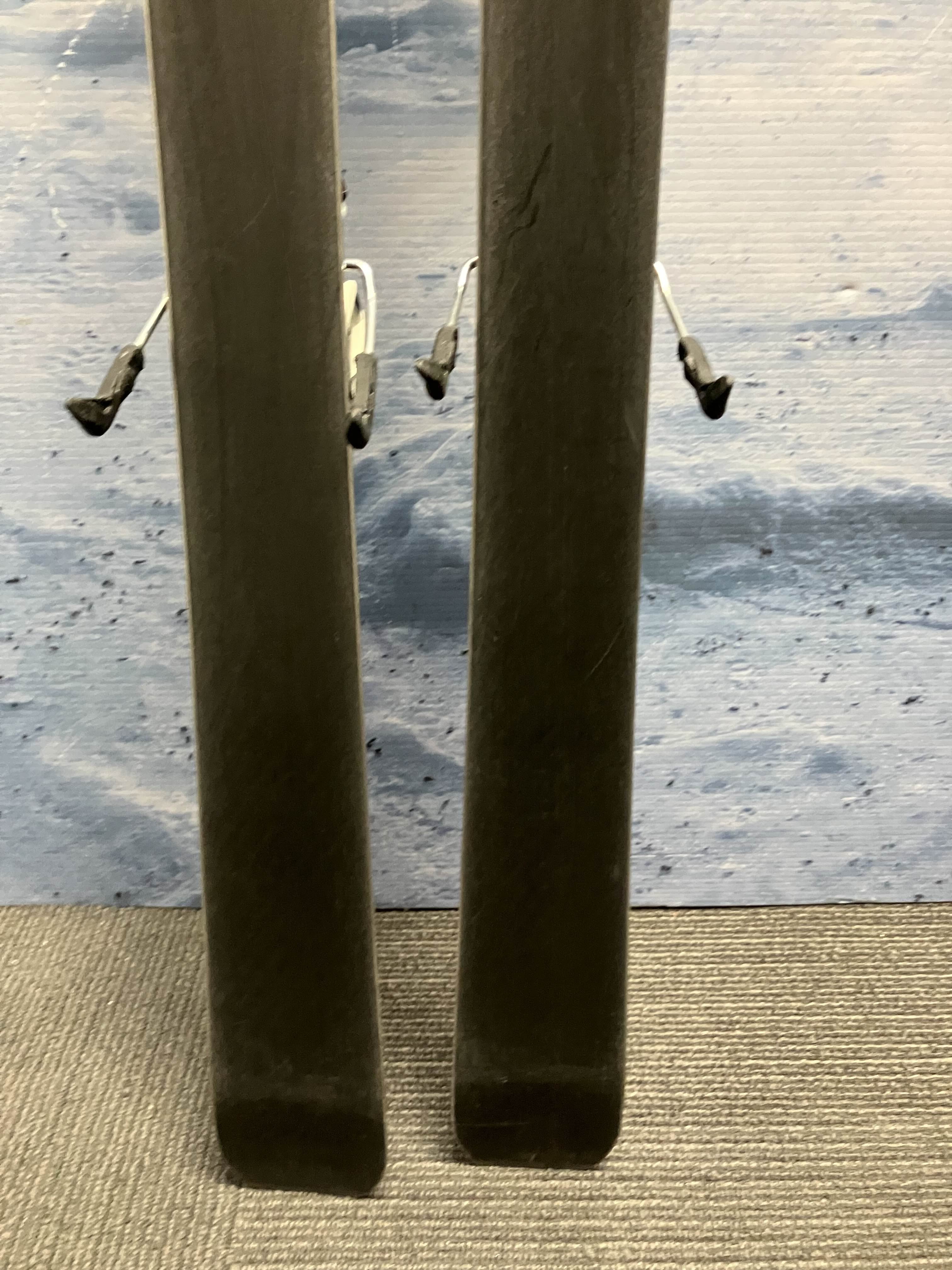 Used Atomic Vantage X 75 Ski w/ Atomic Lithium 10 Demo Bindings - 156CM