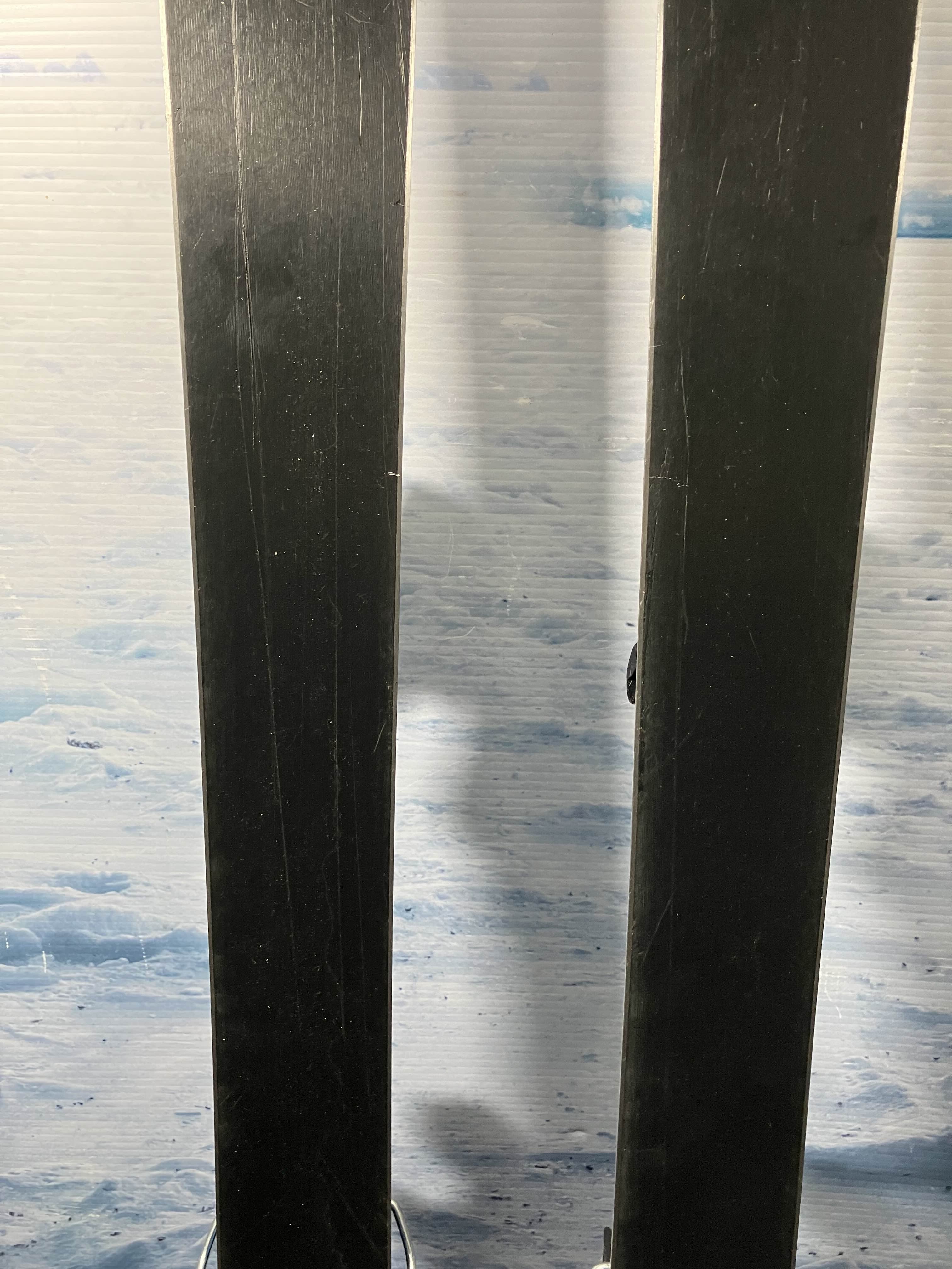 Used Dynastar Serial Ski w/ Look Express 10 Demo Bindings - 148CM