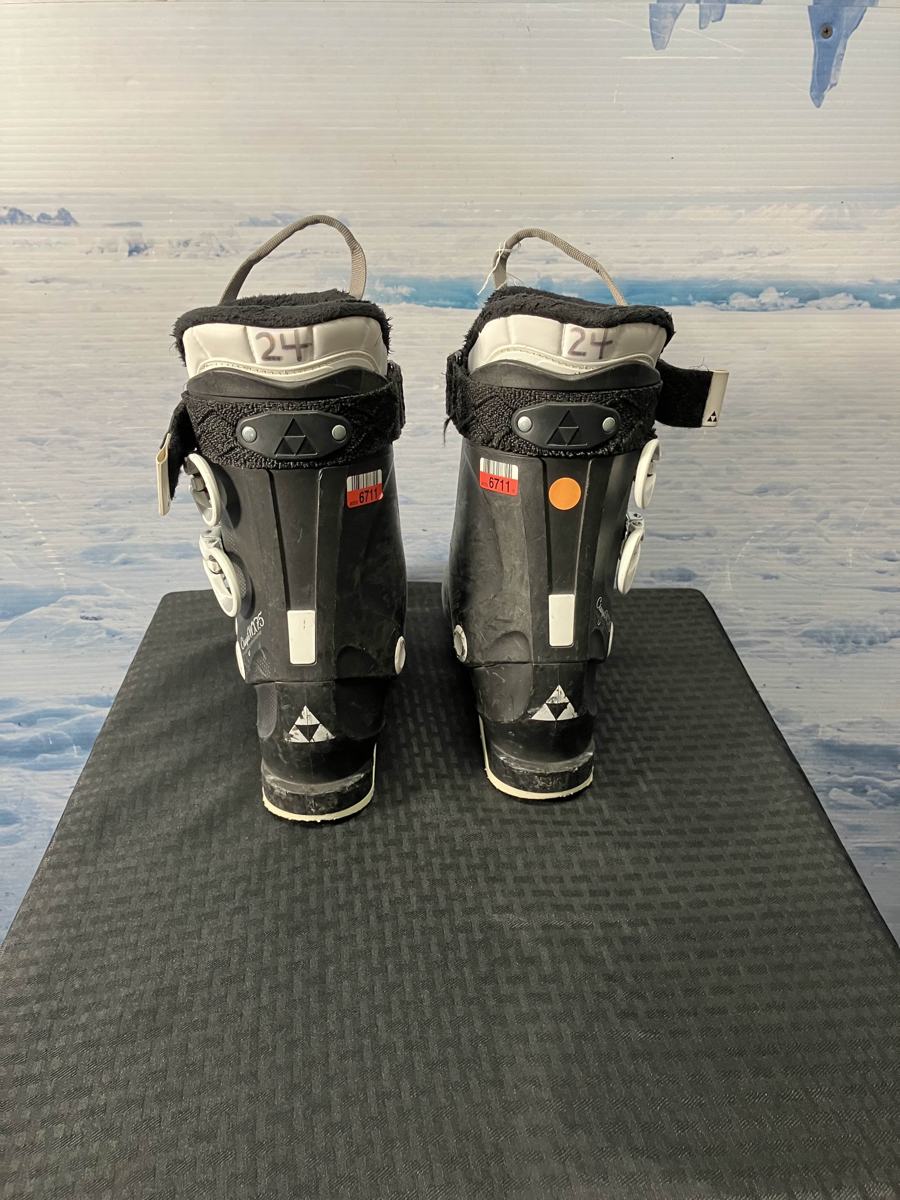 Used Fischer Cruzar W X 7/5 Ts Ski Boot - 24.5MP