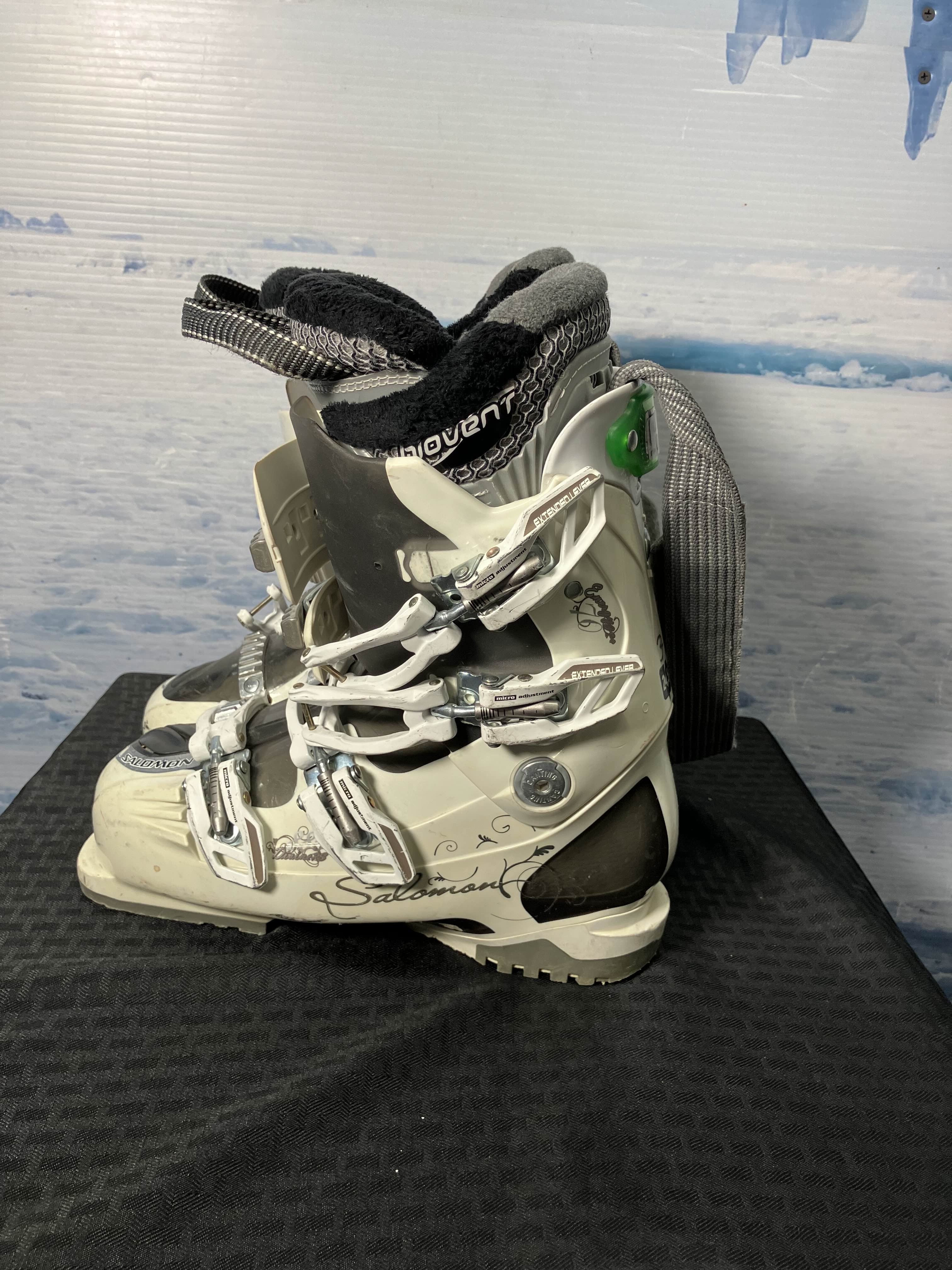 Used Salomon 880 Devine Rs Ski Boot - 24.5MP