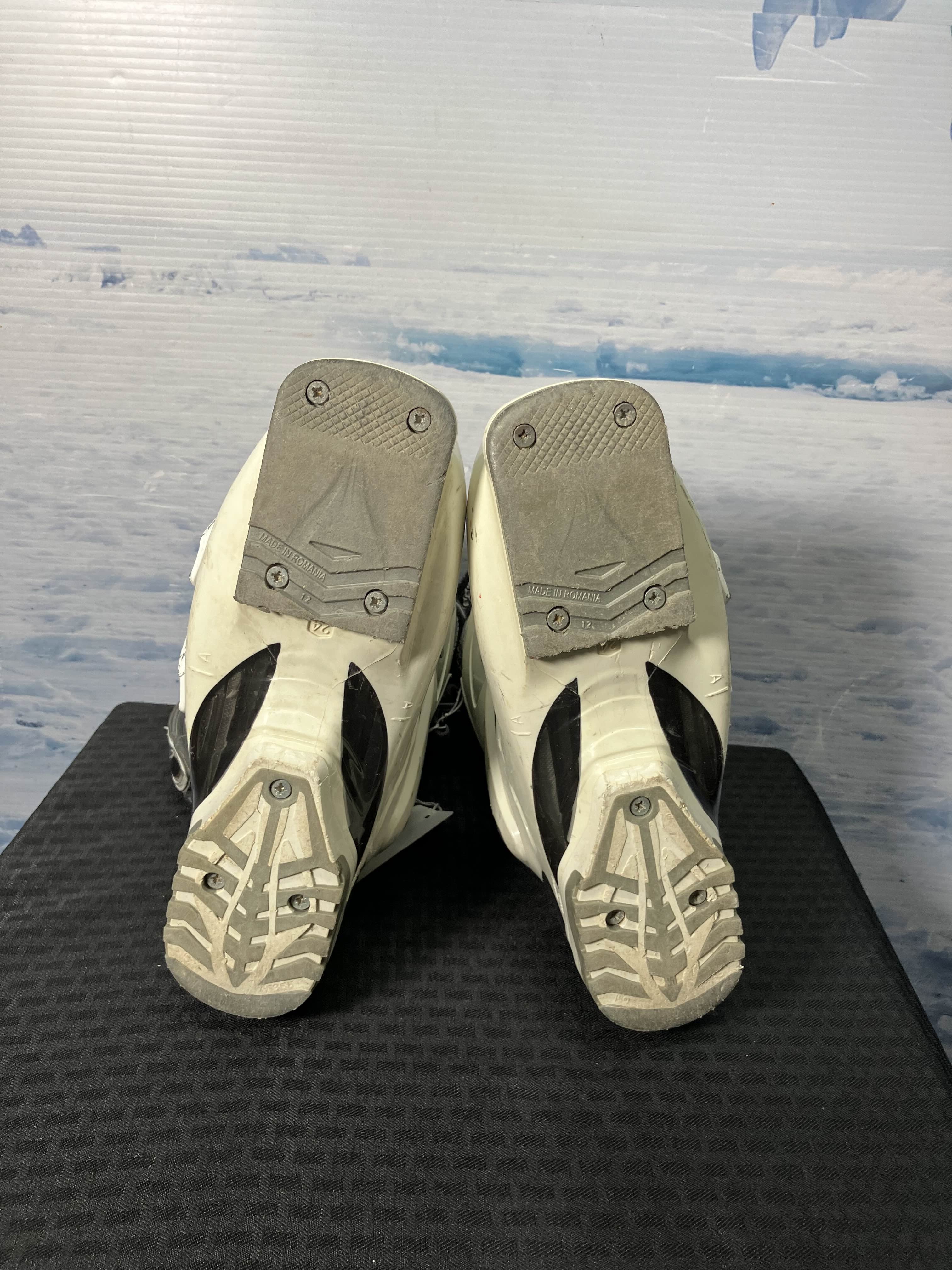Used Salomon 880 Devine Rs Ski Boot - 24.5MP