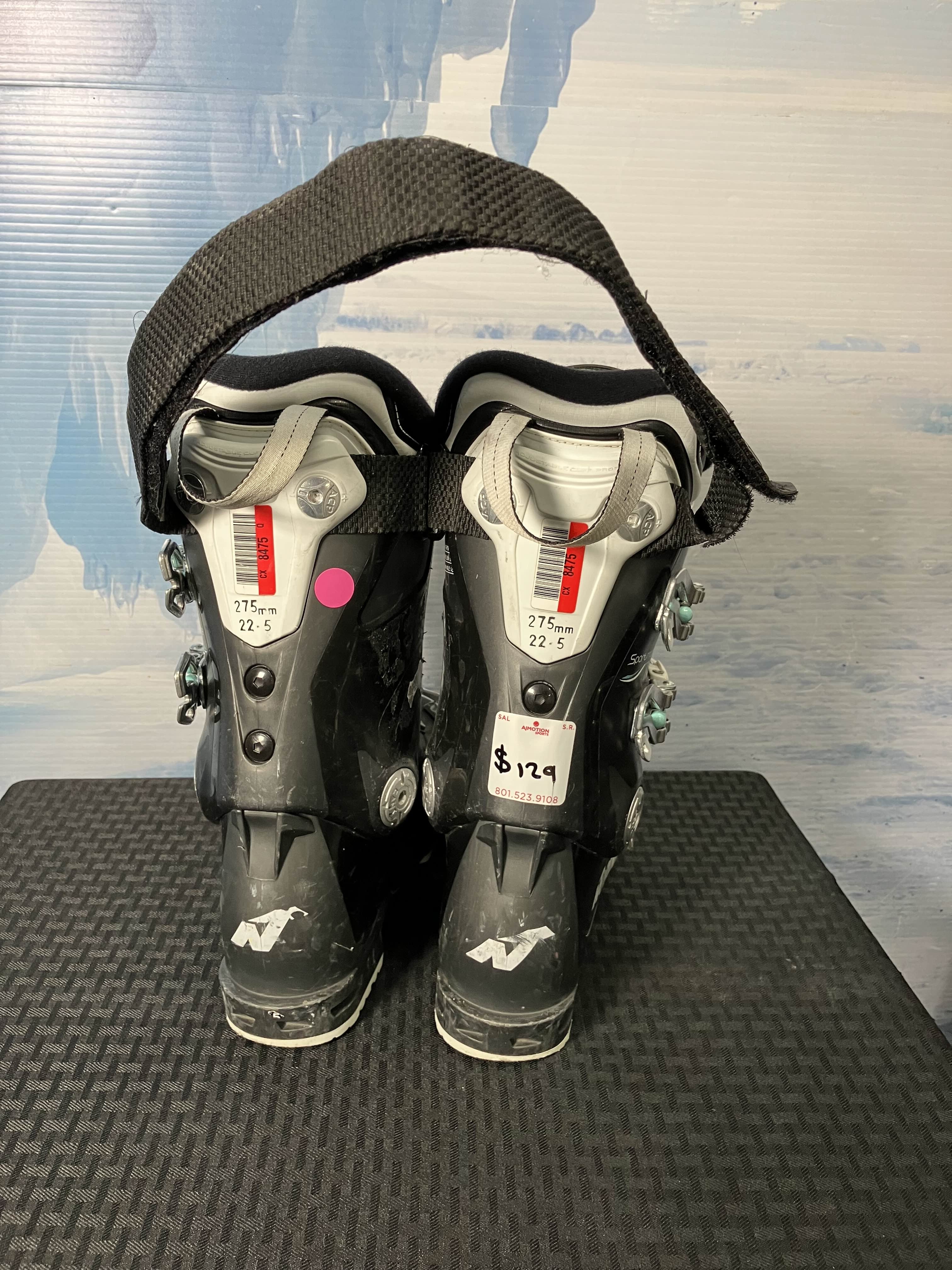 Used 2022 Nordica Sport Machine Ski Boot - 22.5MP