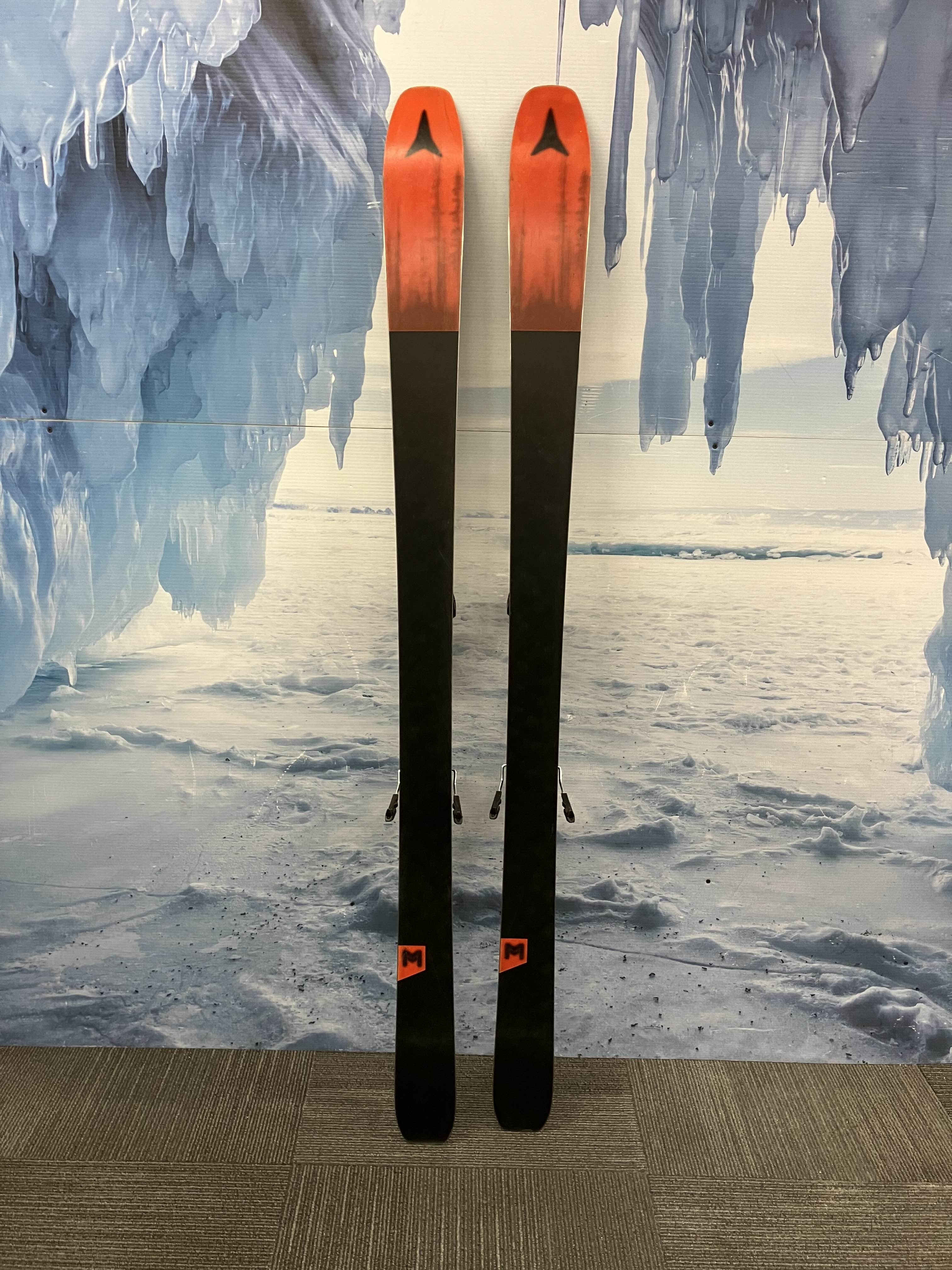 Used Atomic Maverick 88 Ti Men's Ski w/ Atomic Warden 13 Demo Bindings - 176CM