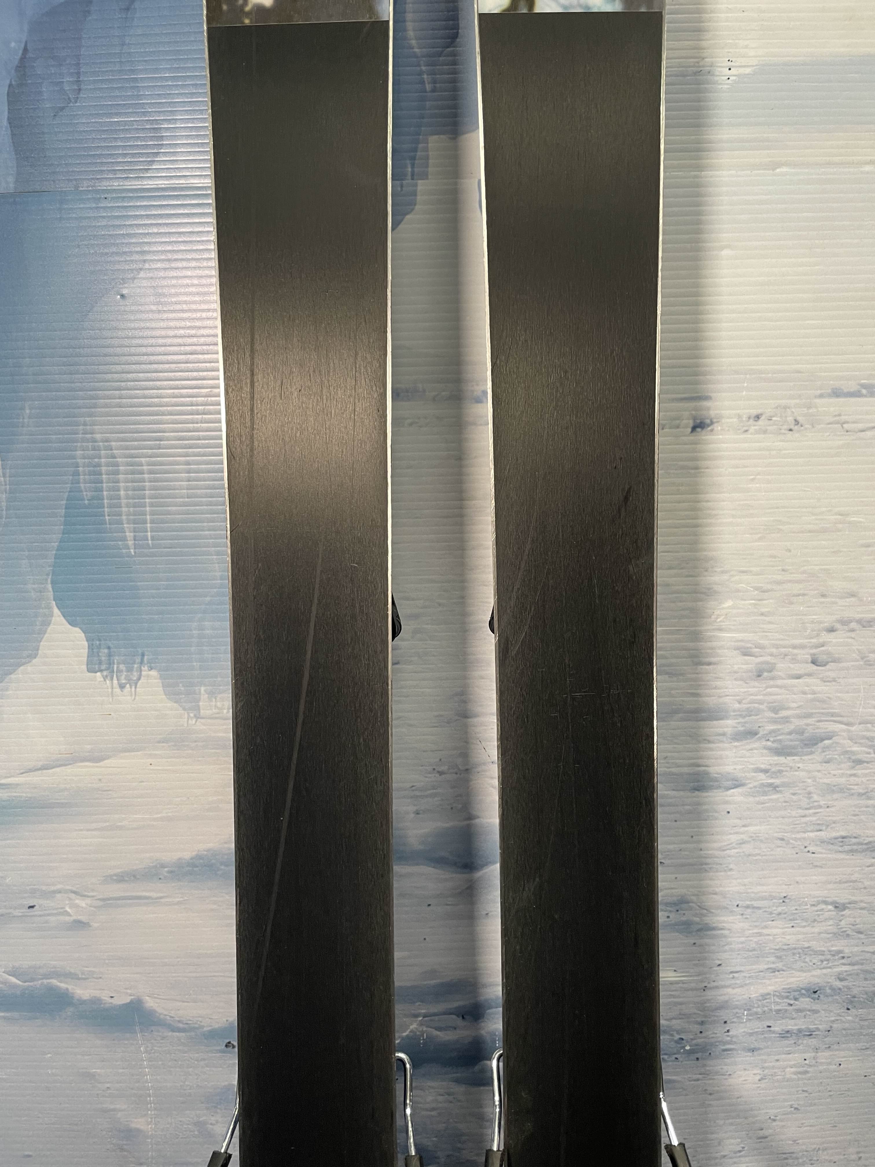 Lightly Used 2025 Atomic Bent Chetler 90 175cm Skis with Adjustable Salomon Strive 13 Bindings