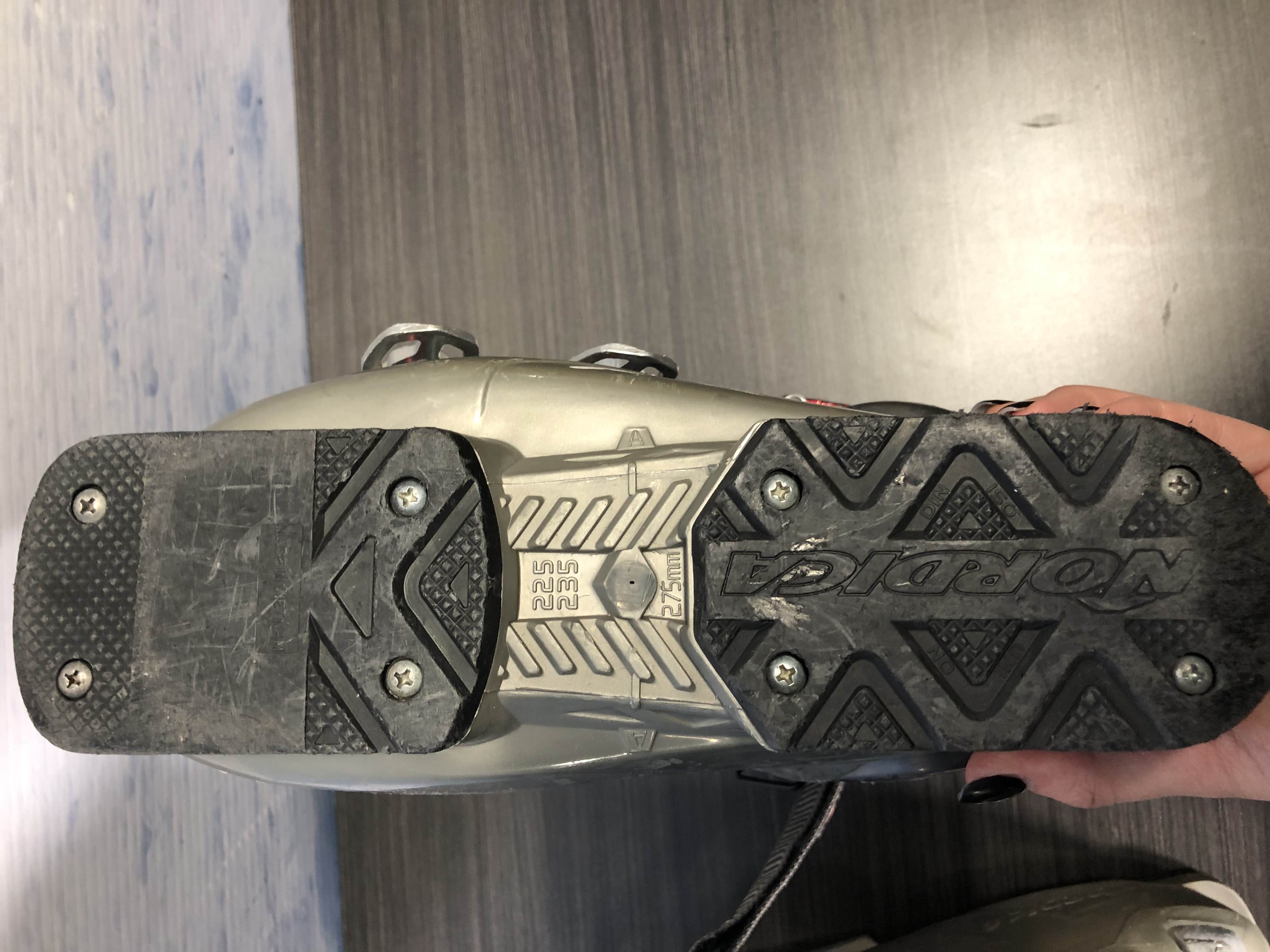 Used Nordica One S 65 Ski Boot 23.5