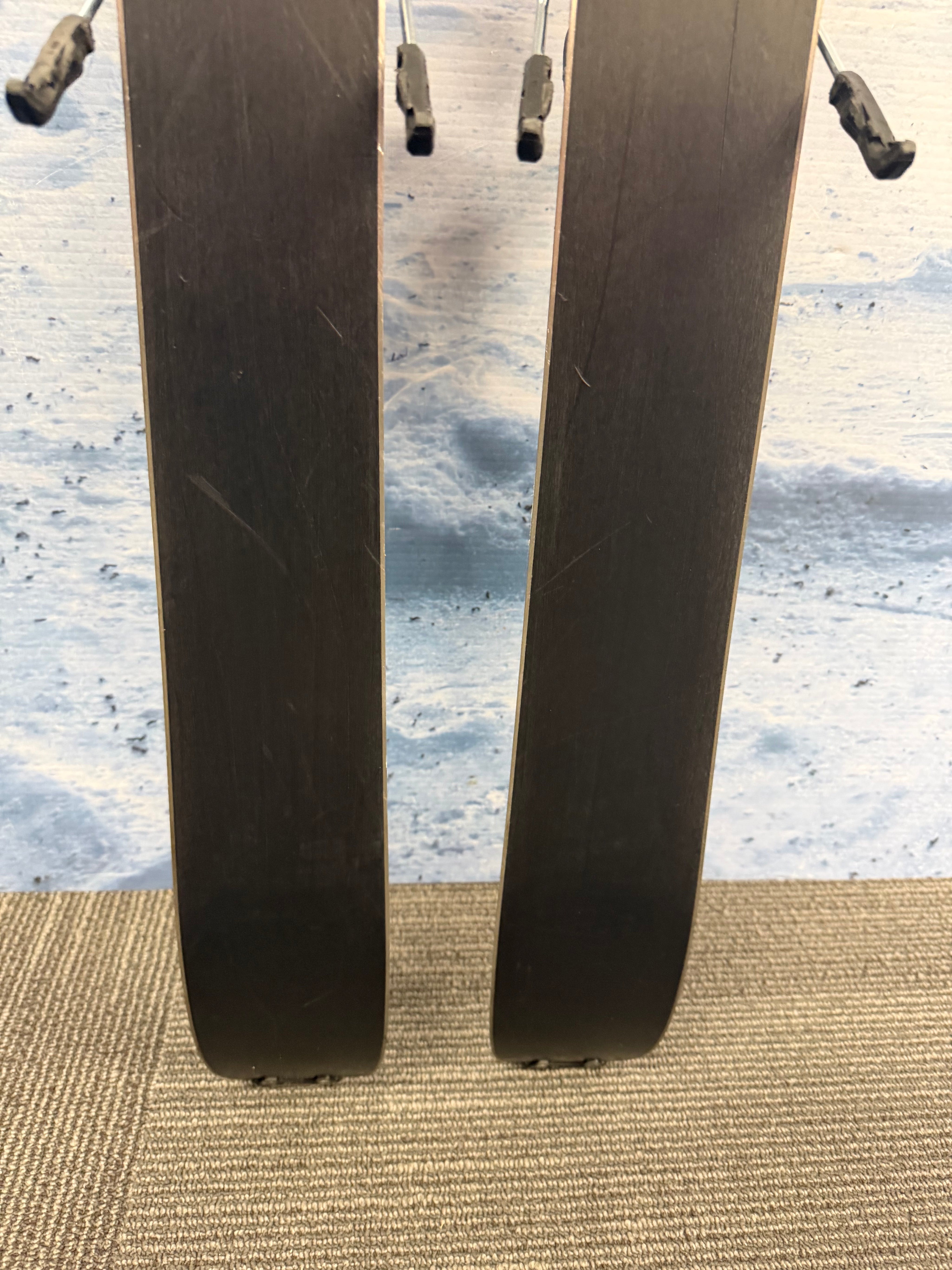 Used Atomic Bent Chetler 85 160cm Skis w/Atomic M10 Bindings