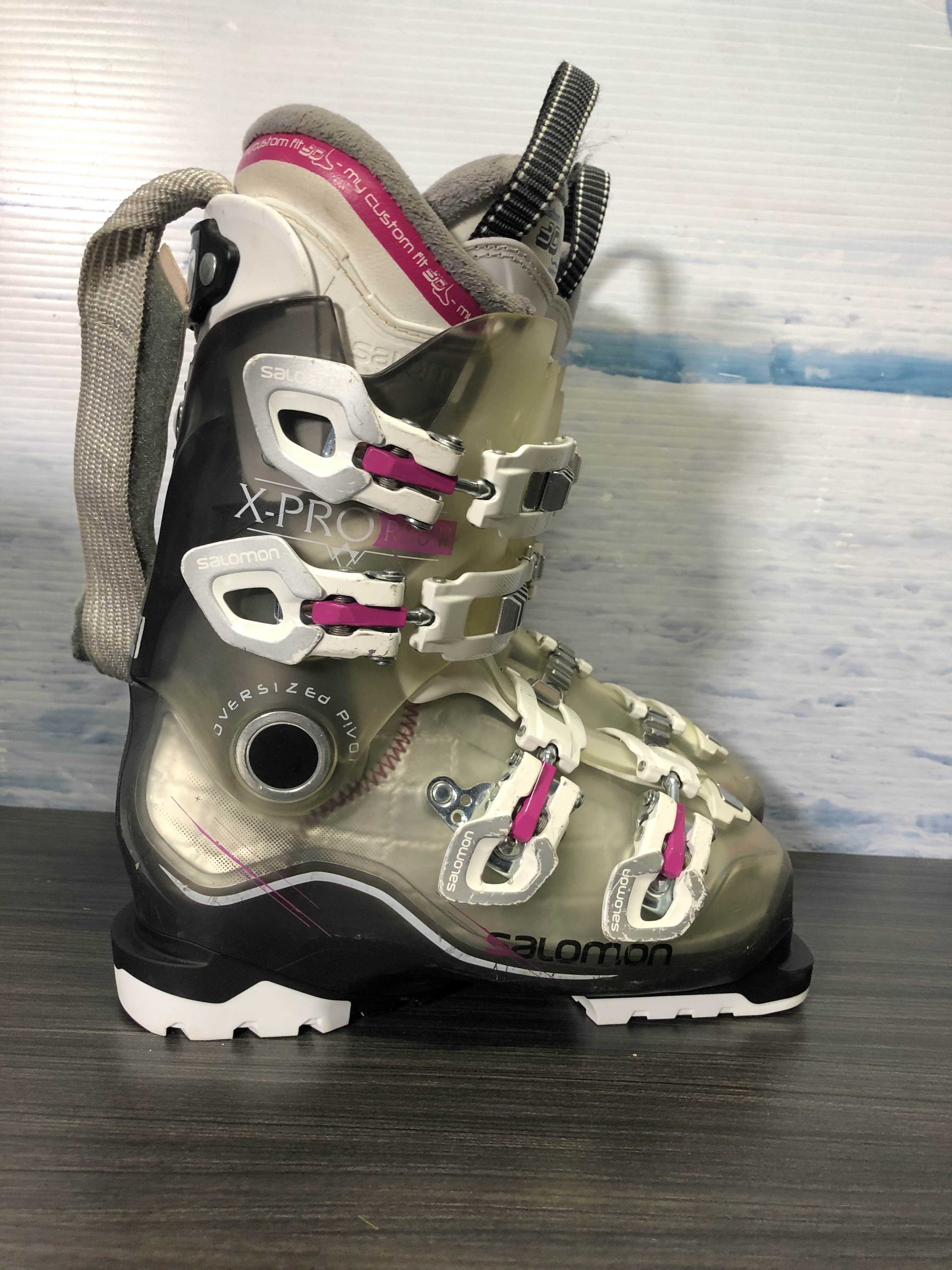 Used Salomon XPro 80 Ski Boots 23.5 cm