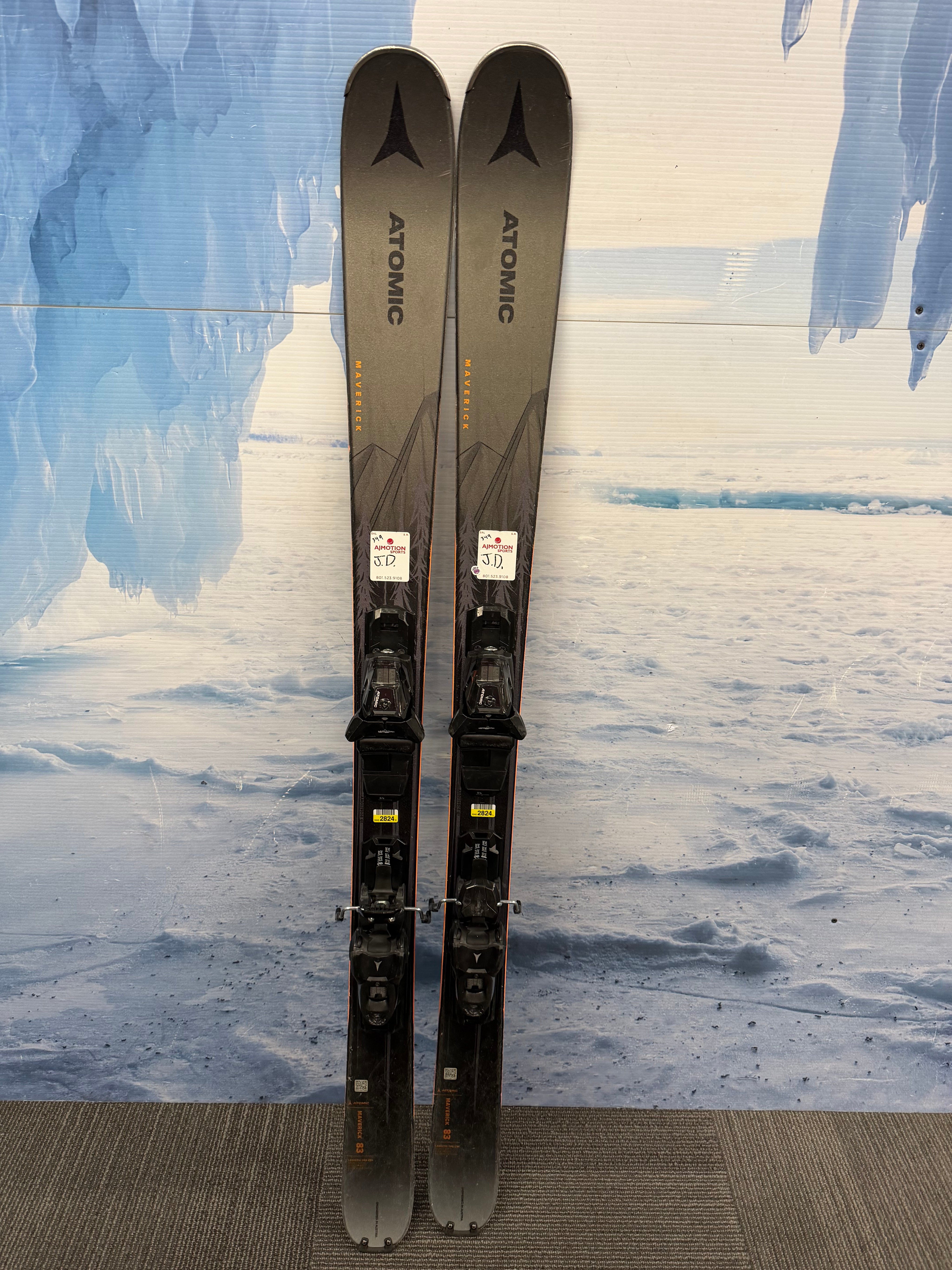 Used Atomic Maverick 83R 149cm Skis w/Atomic M10 Bindings
