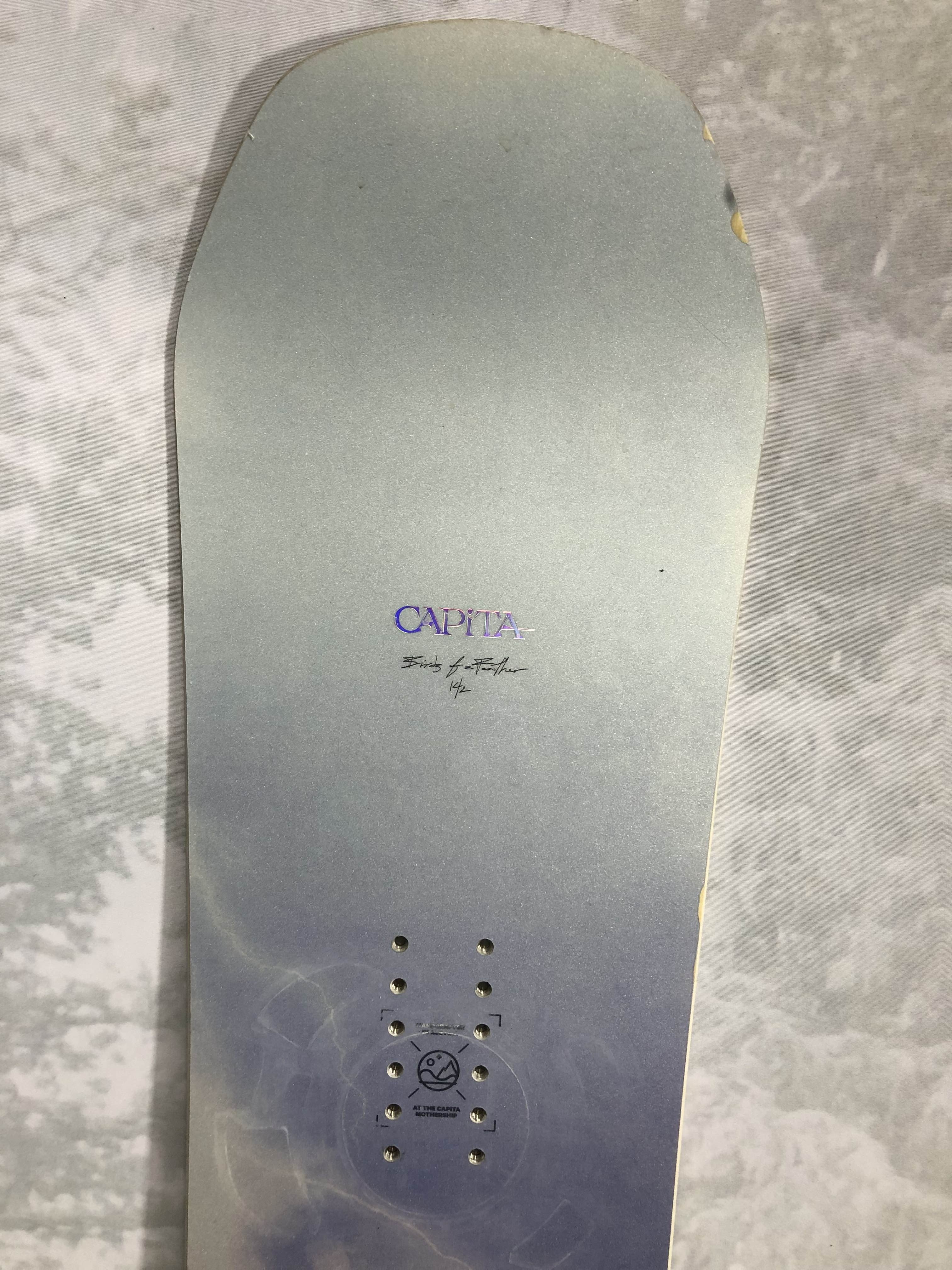 Used 2024 Womens Capita Birds Of A Feather 142cm Snowboard
