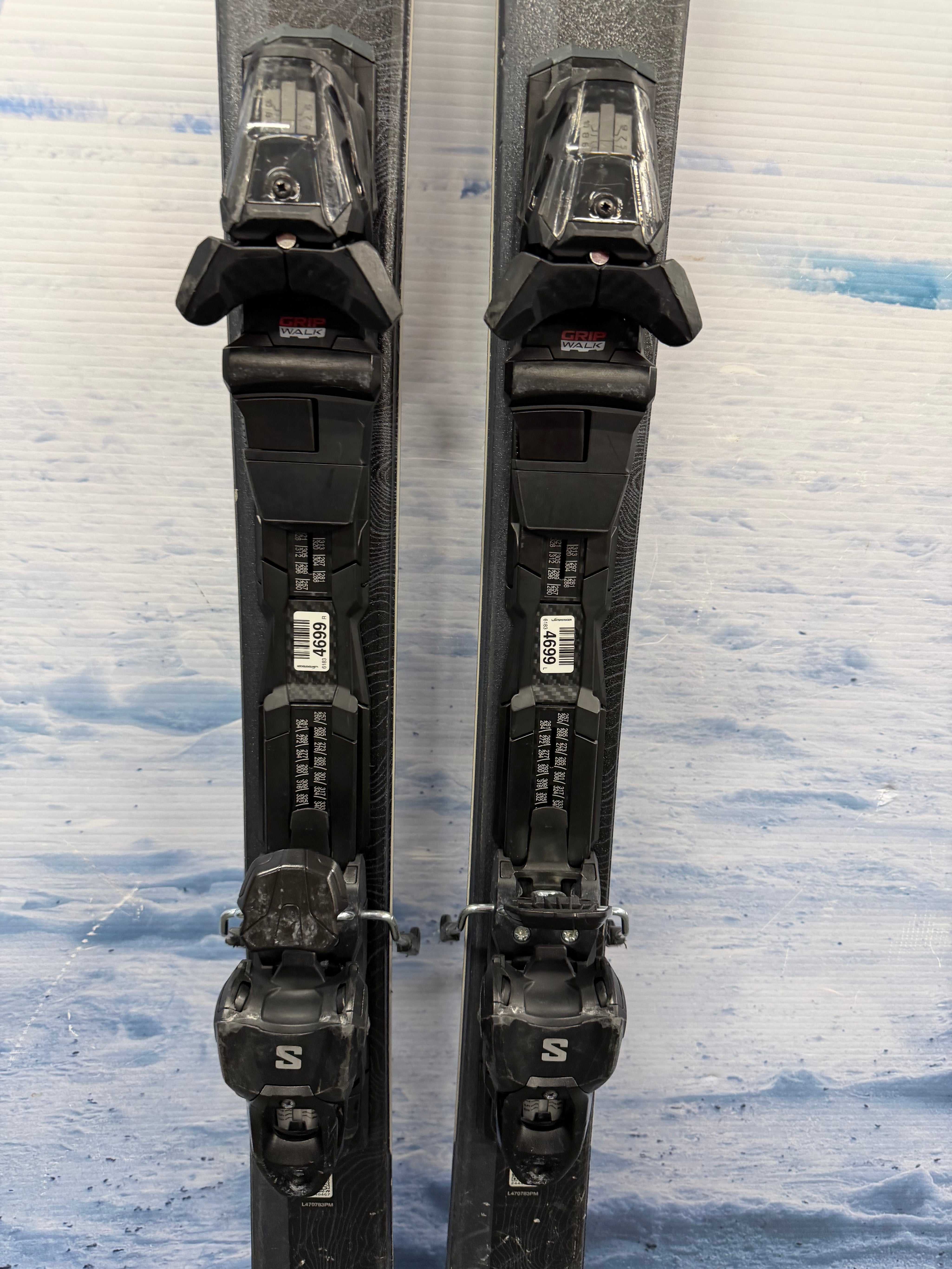 Used Salomon Stance 80 185cm Skis w/Salomon M10 Bindings