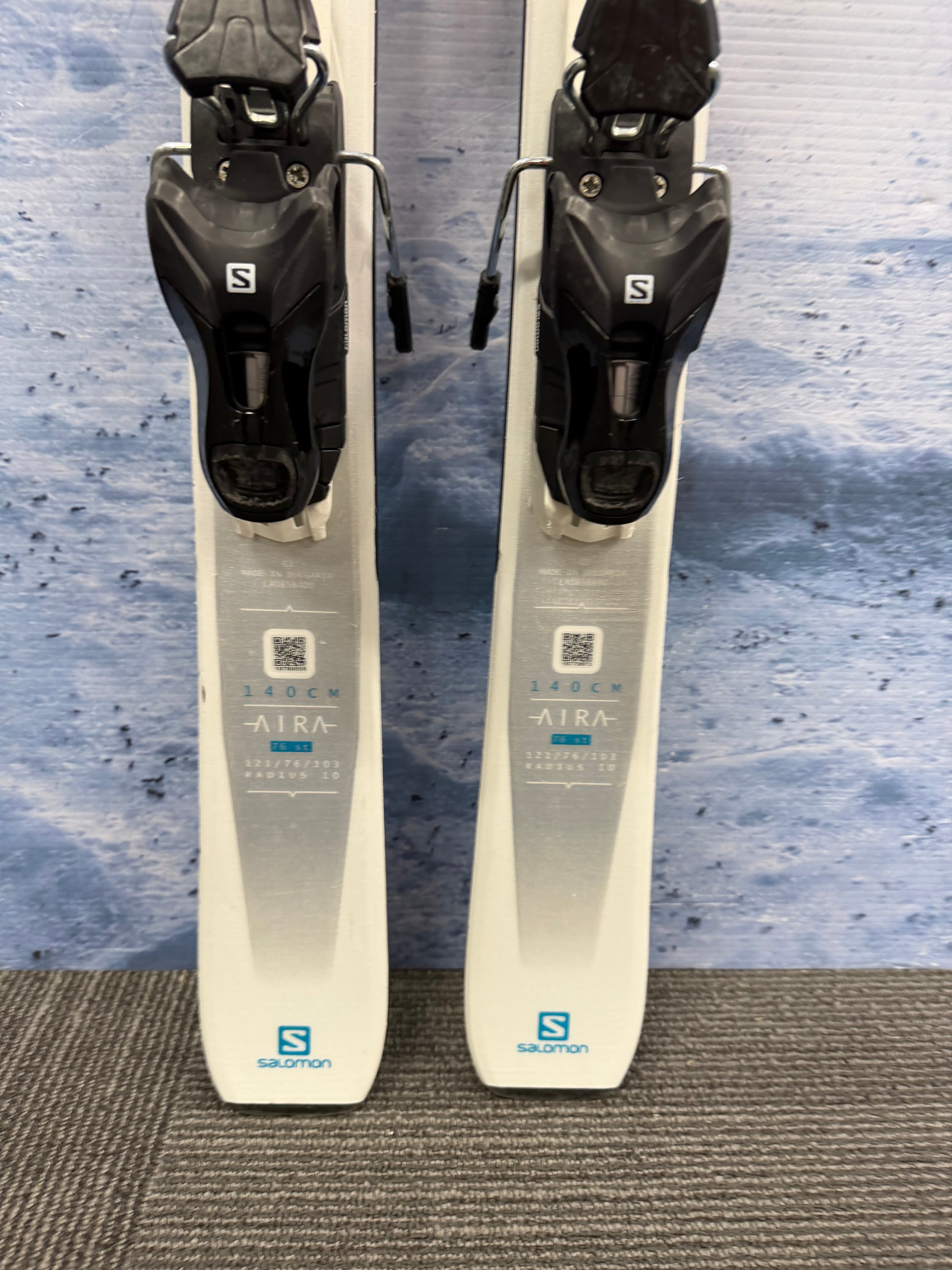 Used Salomon Aira 76 140cm Skis w/Salomon Lithium 10 Bindings