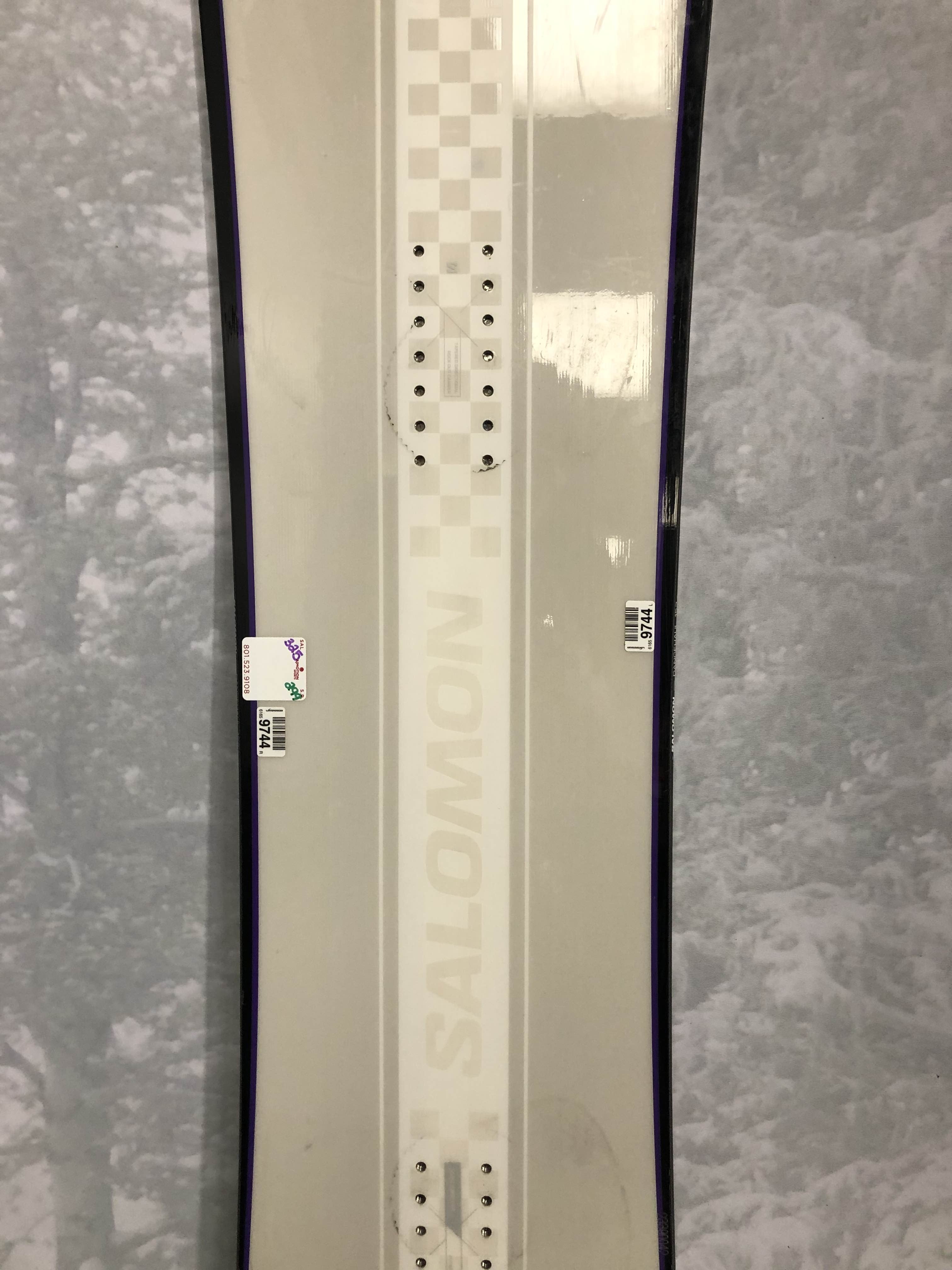 Used Salomon Dancehaul 2025 152CM Snowboard