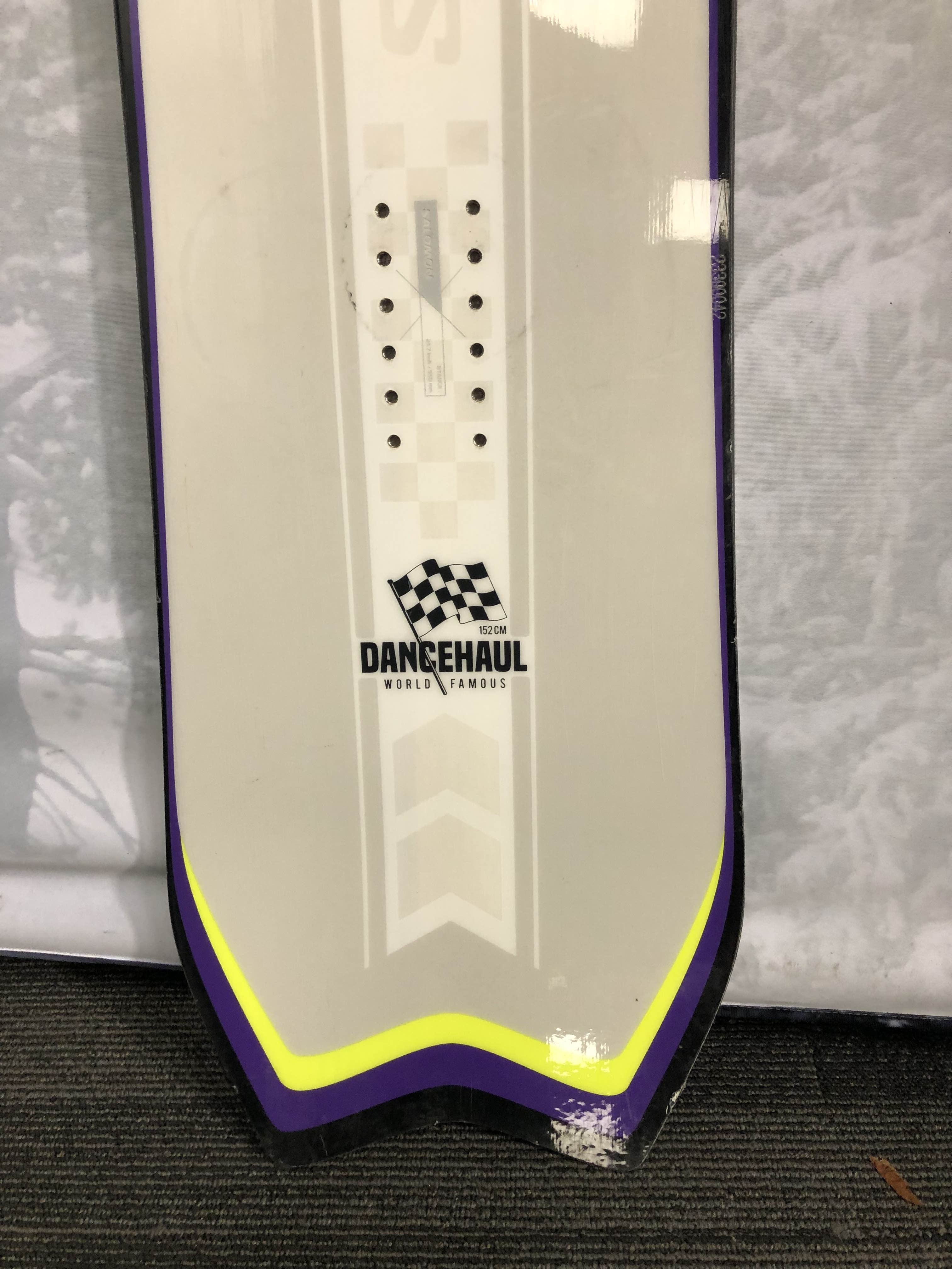 Used Salomon Dancehaul 2025 152CM Snowboard