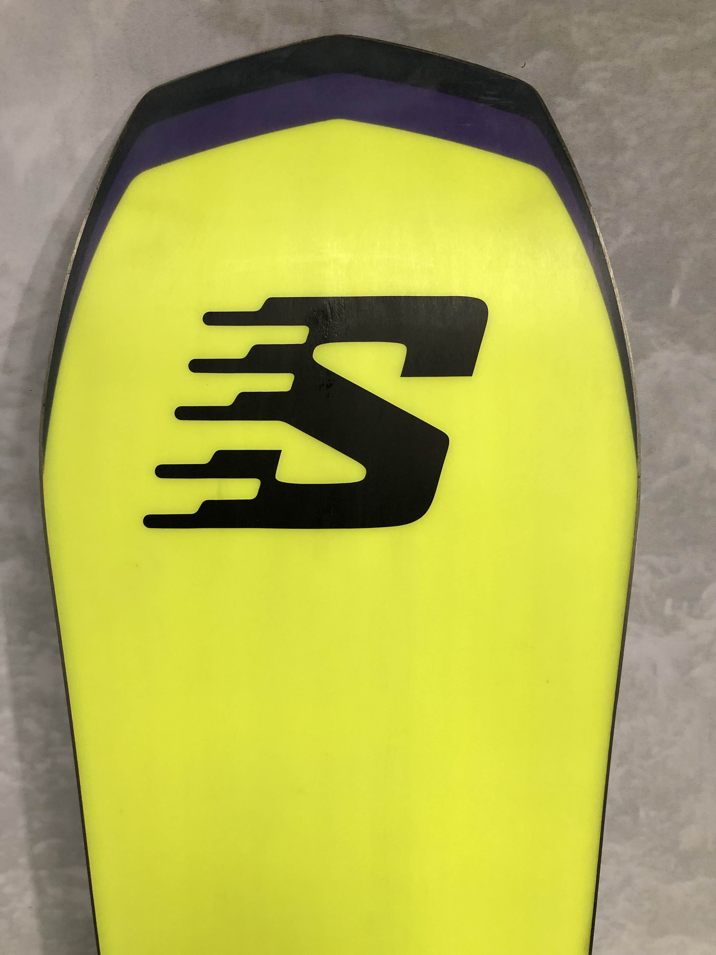 Used Salomon Dancehaul 2025 152CM Snowboard