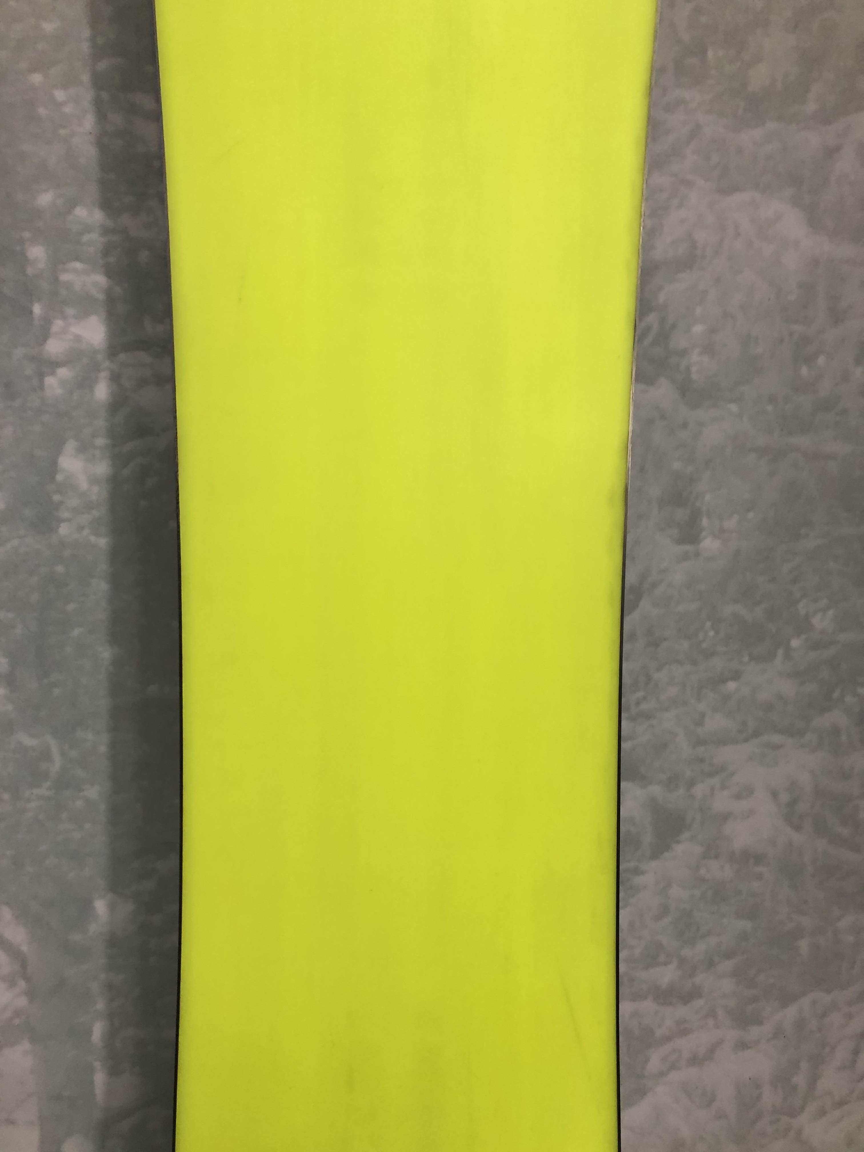 Used Salomon Dancehaul 2025 152CM Snowboard