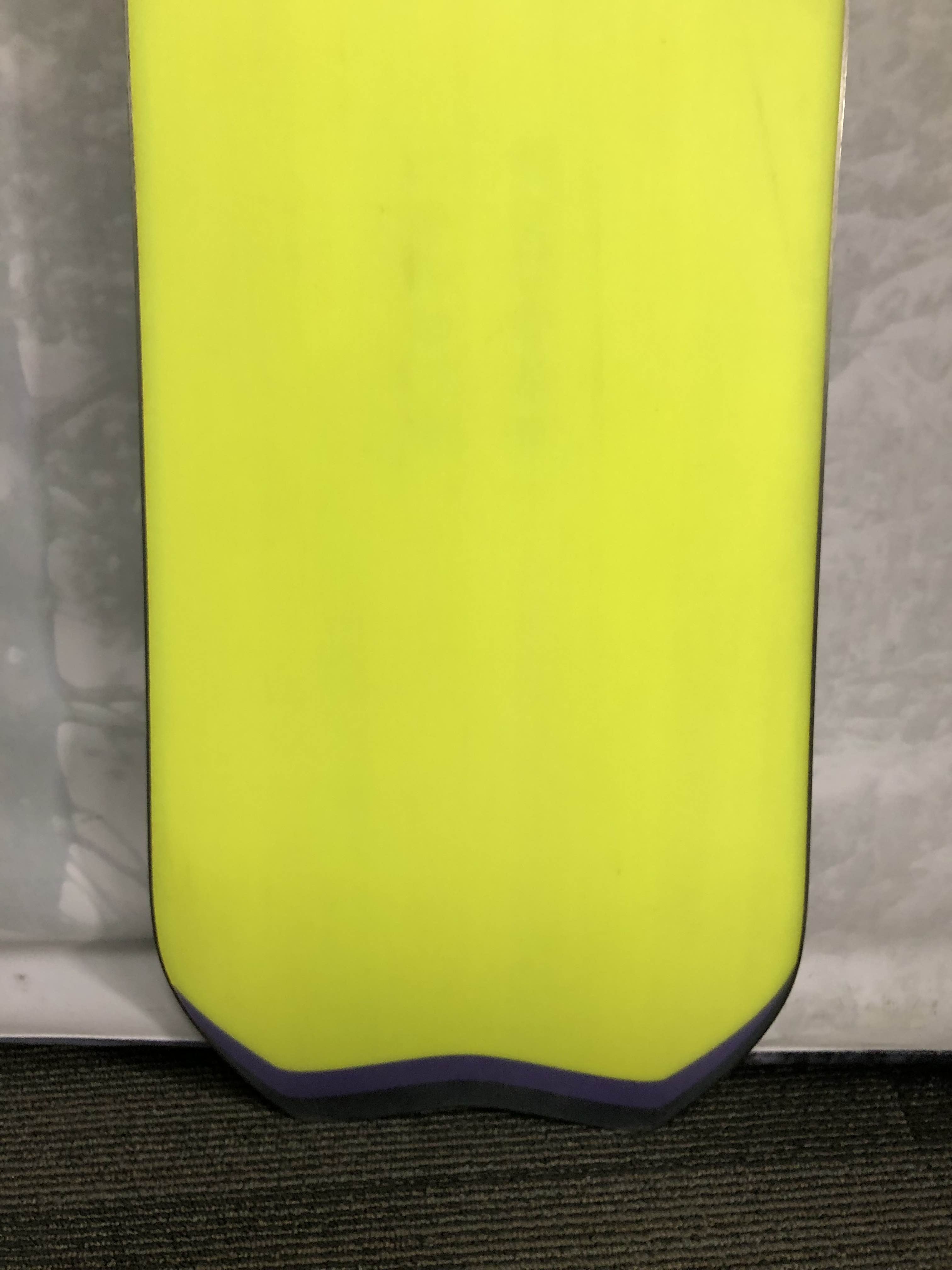 Used Salomon Dancehaul 2025 152CM Snowboard