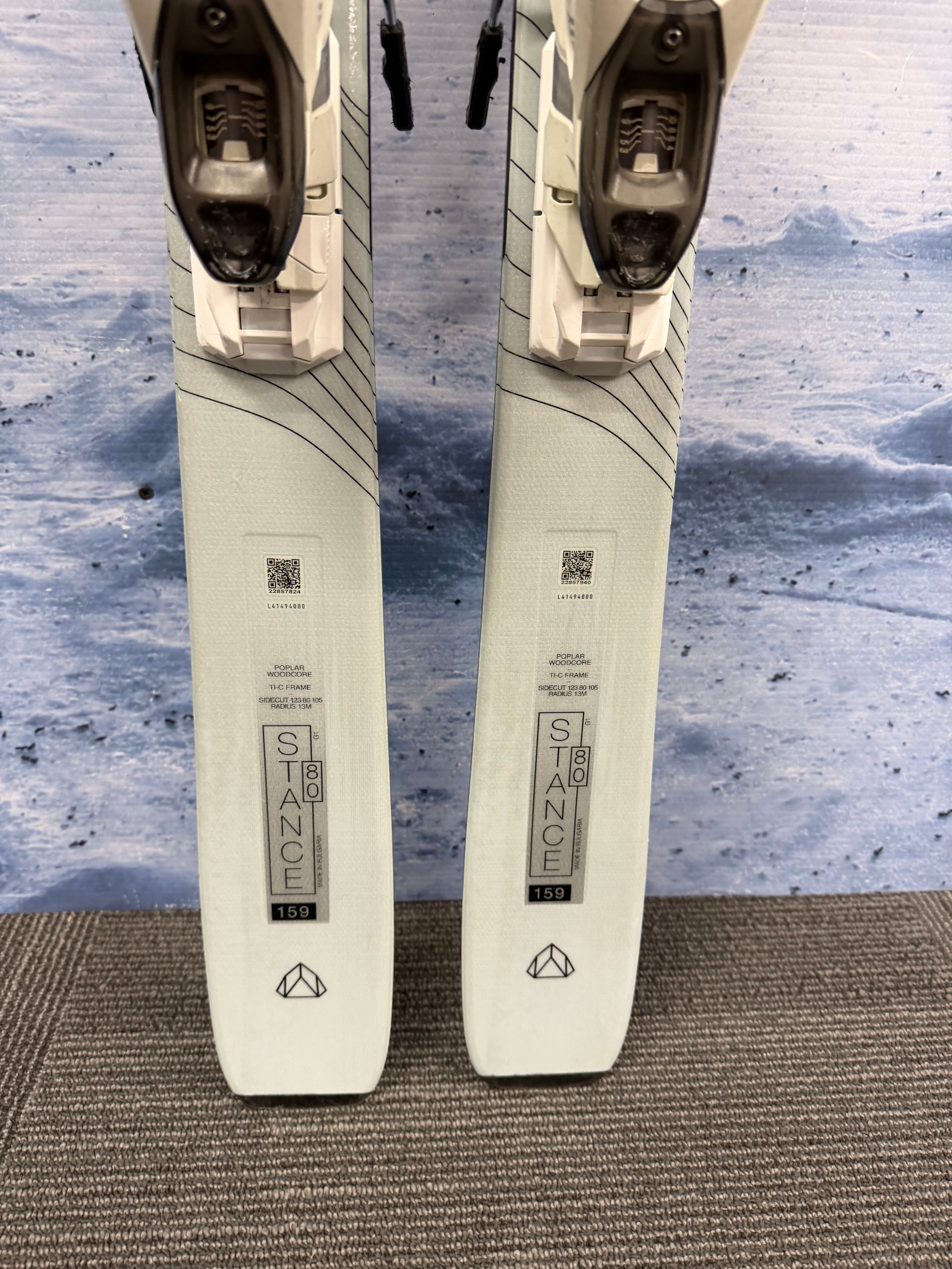 Used Salomon Stance 80W 159cm Skis w/Salomon M10 Bindings
