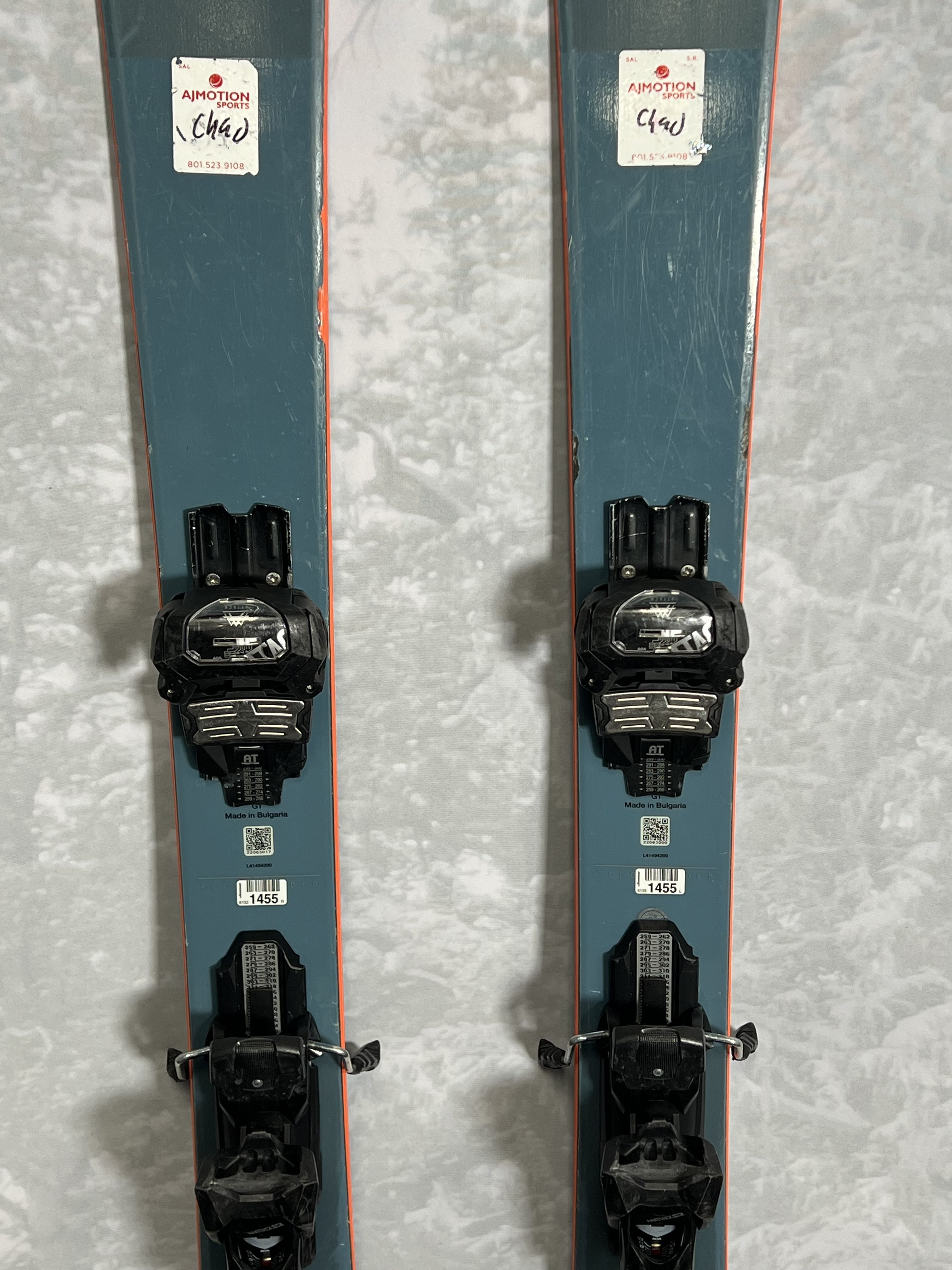 Used 2023 Salomon QST 98 169cm w/ Adjustable Tyrolia Attack 13 GW Bindings