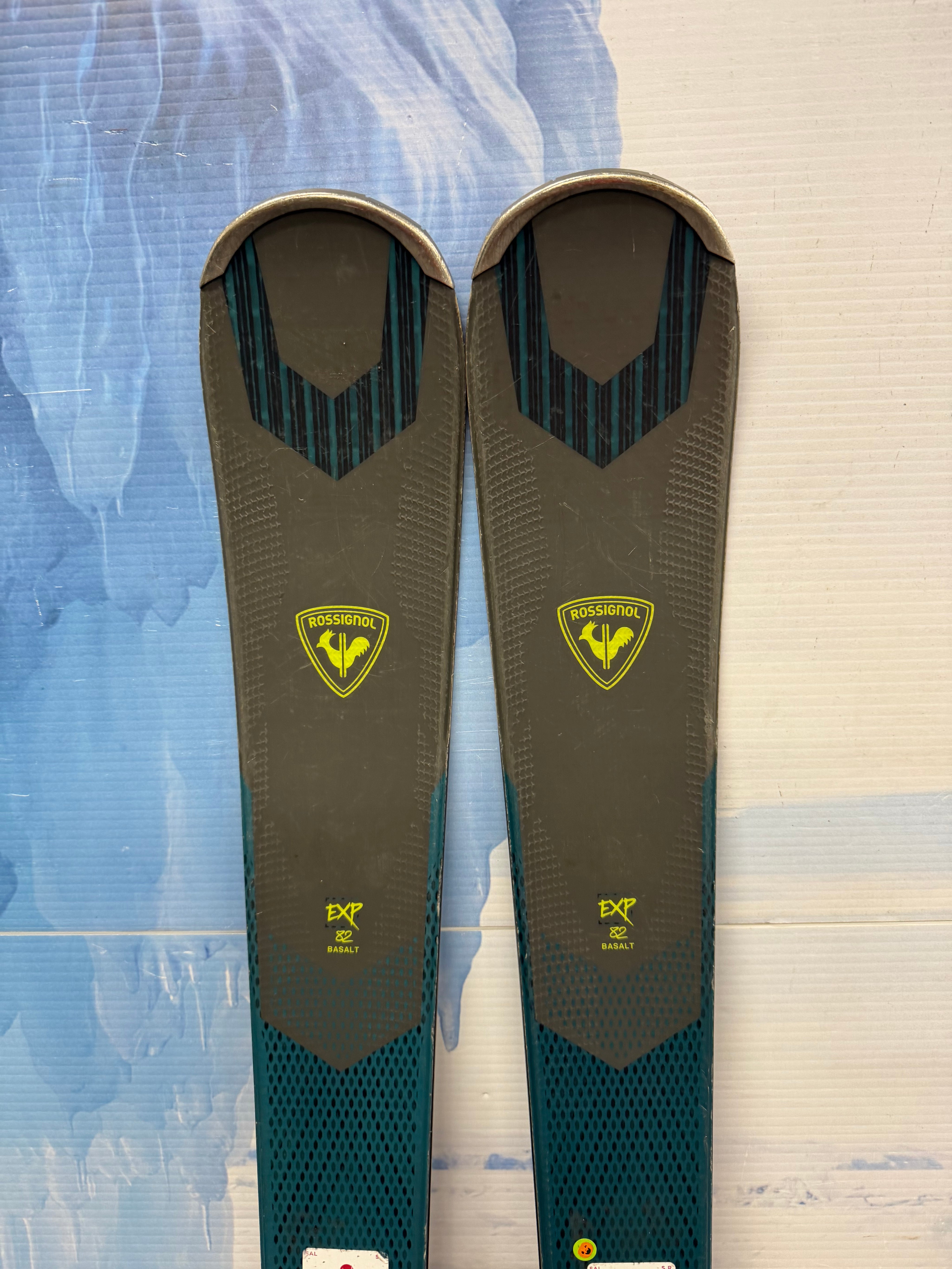 Used Rossignol Exp 82 Basalt 160cm Skis w/ Look NX12 Bindings