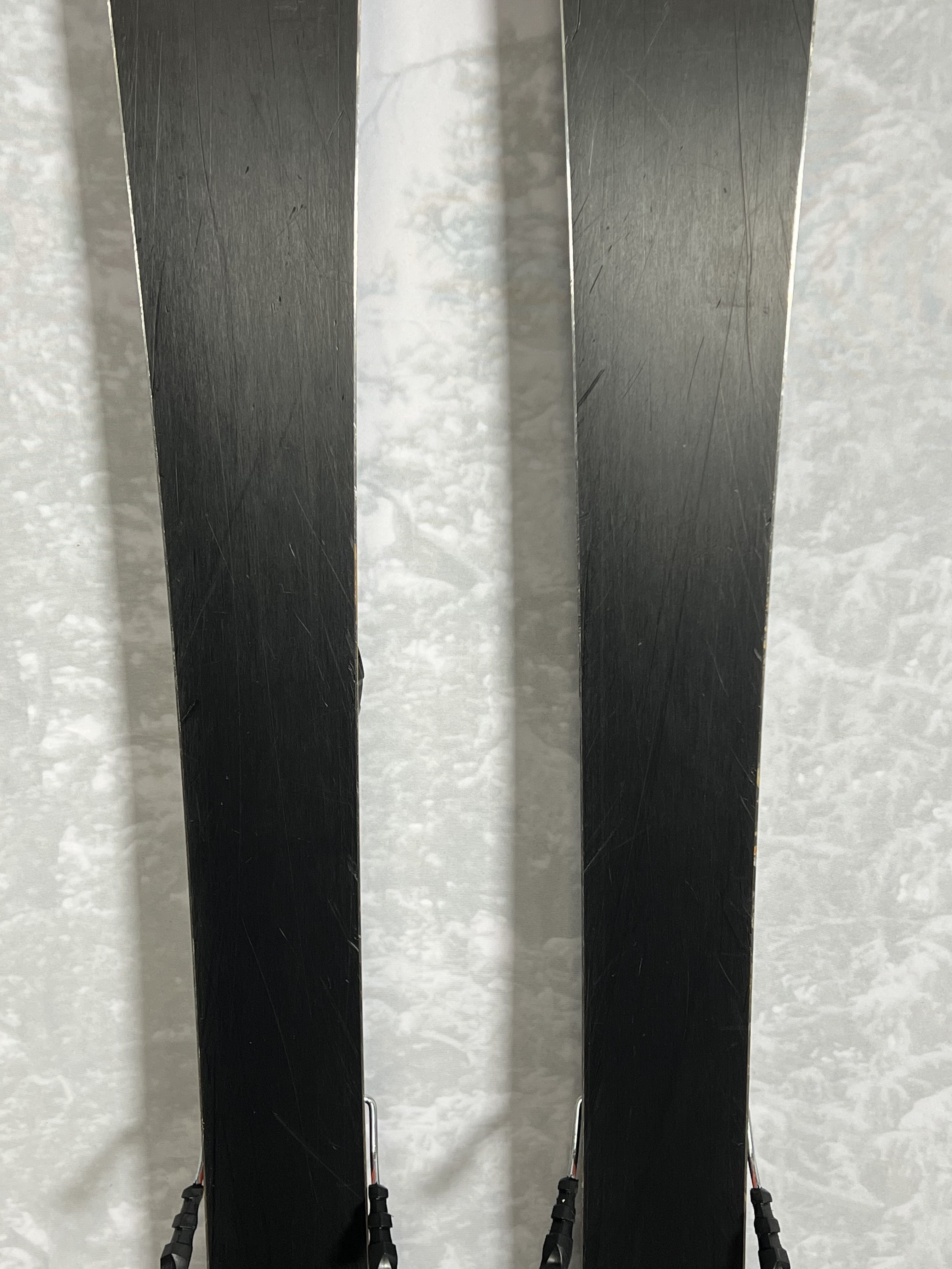 Used 2023 Salomon QST 98 169cm w/ Adjustable Tyrolia Attack 13 GW Bindings