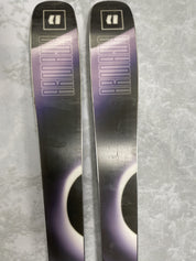 Lightly Used 2025 Armada ARV 100 186cm Skis w/ adjustable Armada Strive 13 Bindings