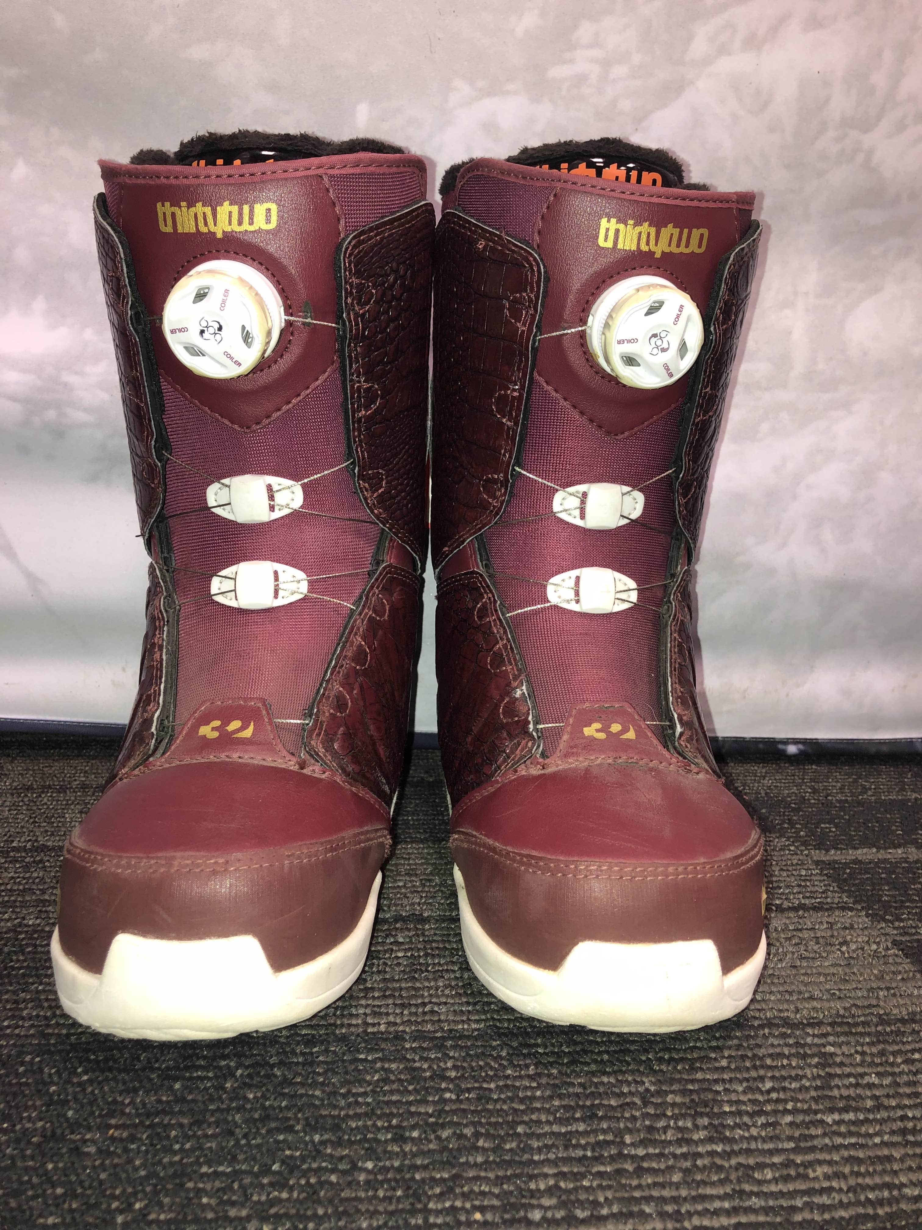 Used ThirtyTwo Lashed Boa Snowboaed boots - 24.5