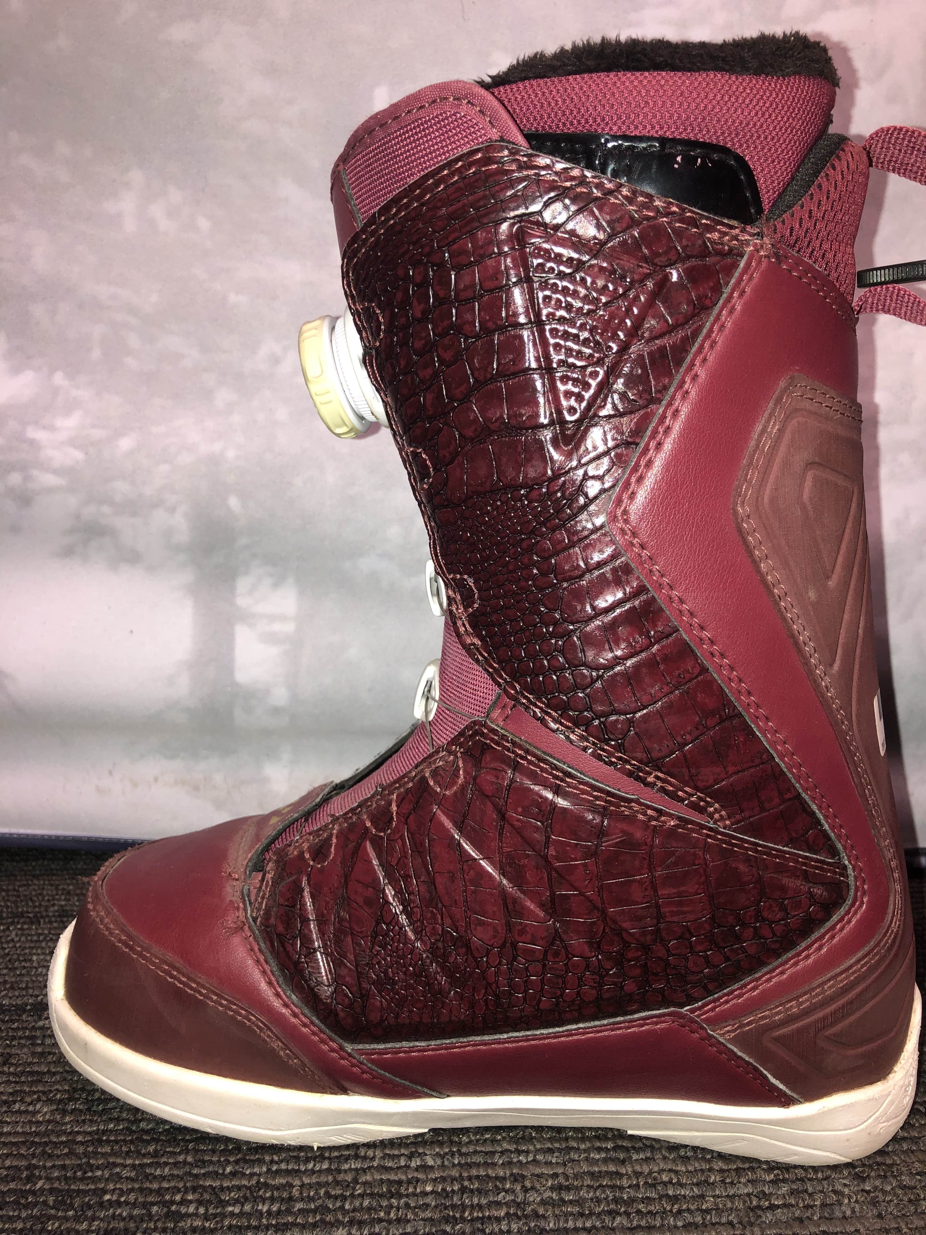 Used ThirtyTwo Lashed Boa Snowboaed boots - 24.5