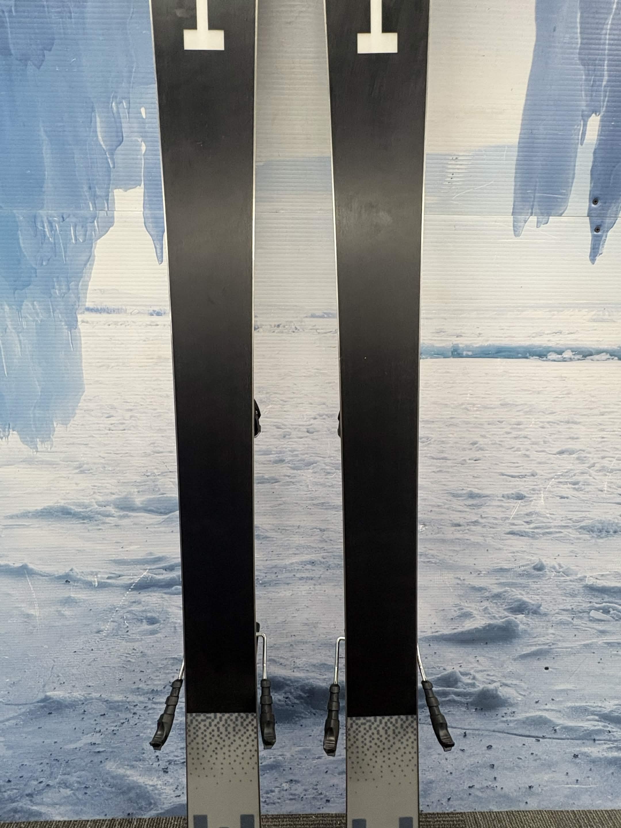 Head Kore 88 184cm Skis w/ FISCHER Attack 13 LYT Demo Binding - Used (2025)