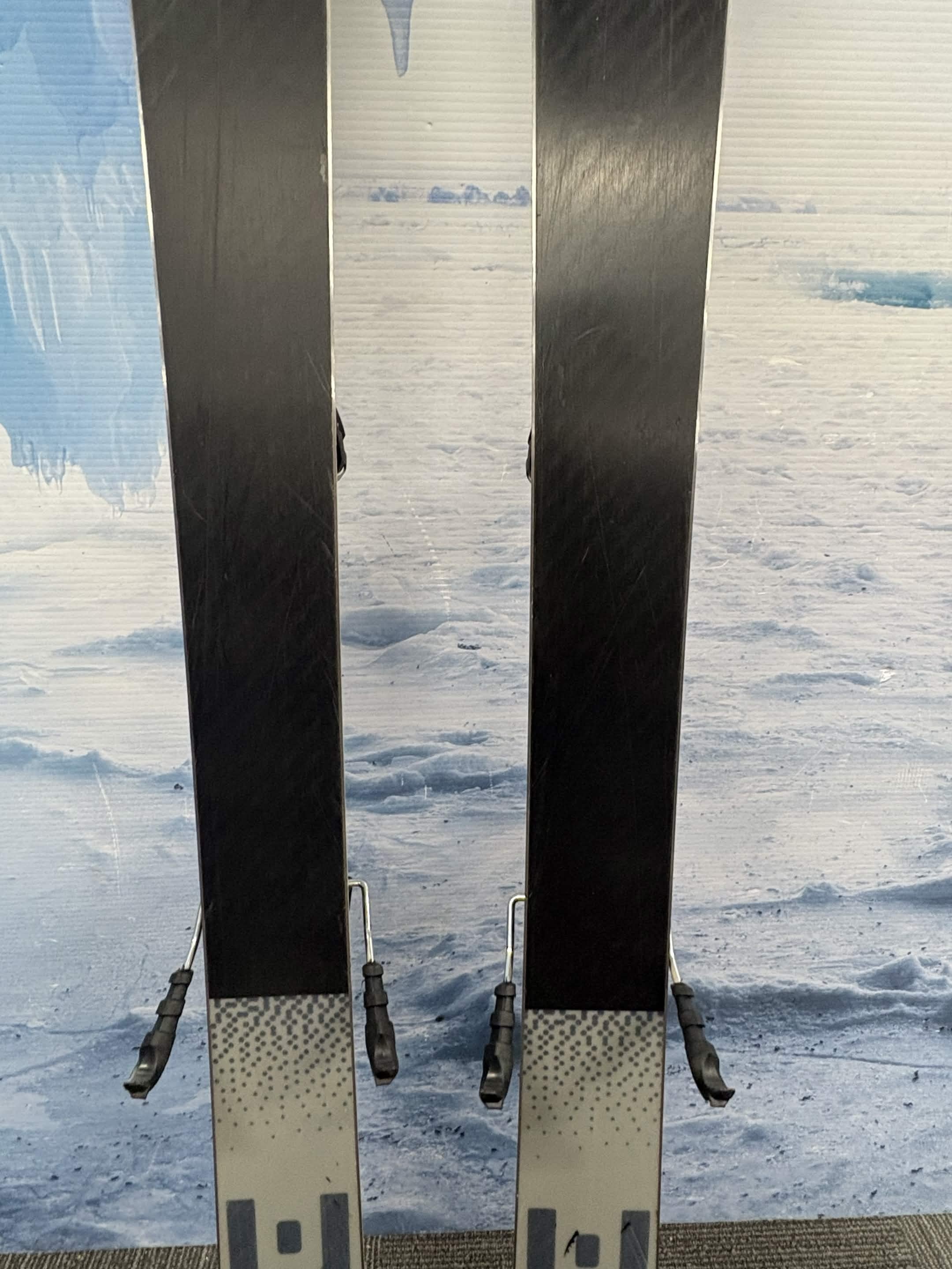 Head Kore 88 177cm Skis w/ FISCHER Attack 13 LYT Demo Binding - Used (2025)