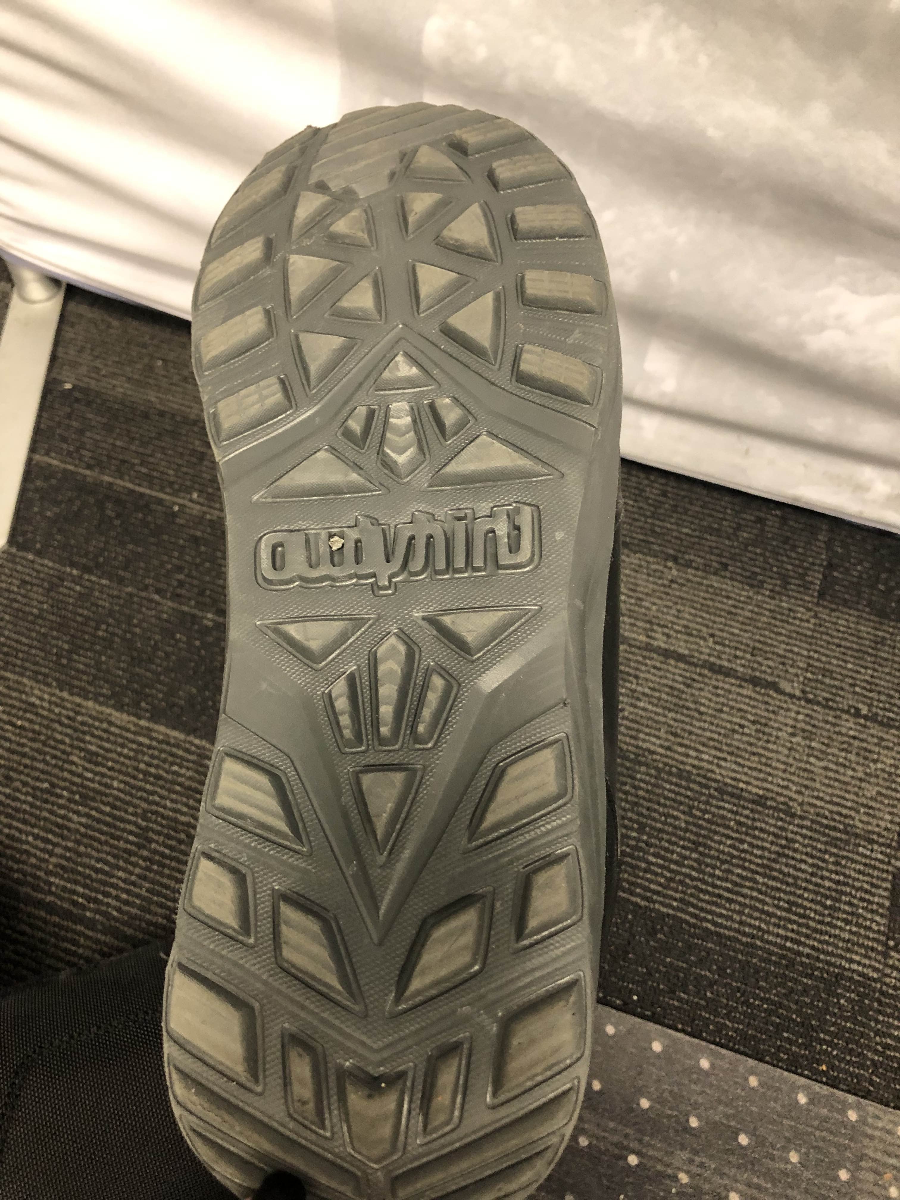 Used ThirtyTwo Shifty Boa - 32.0