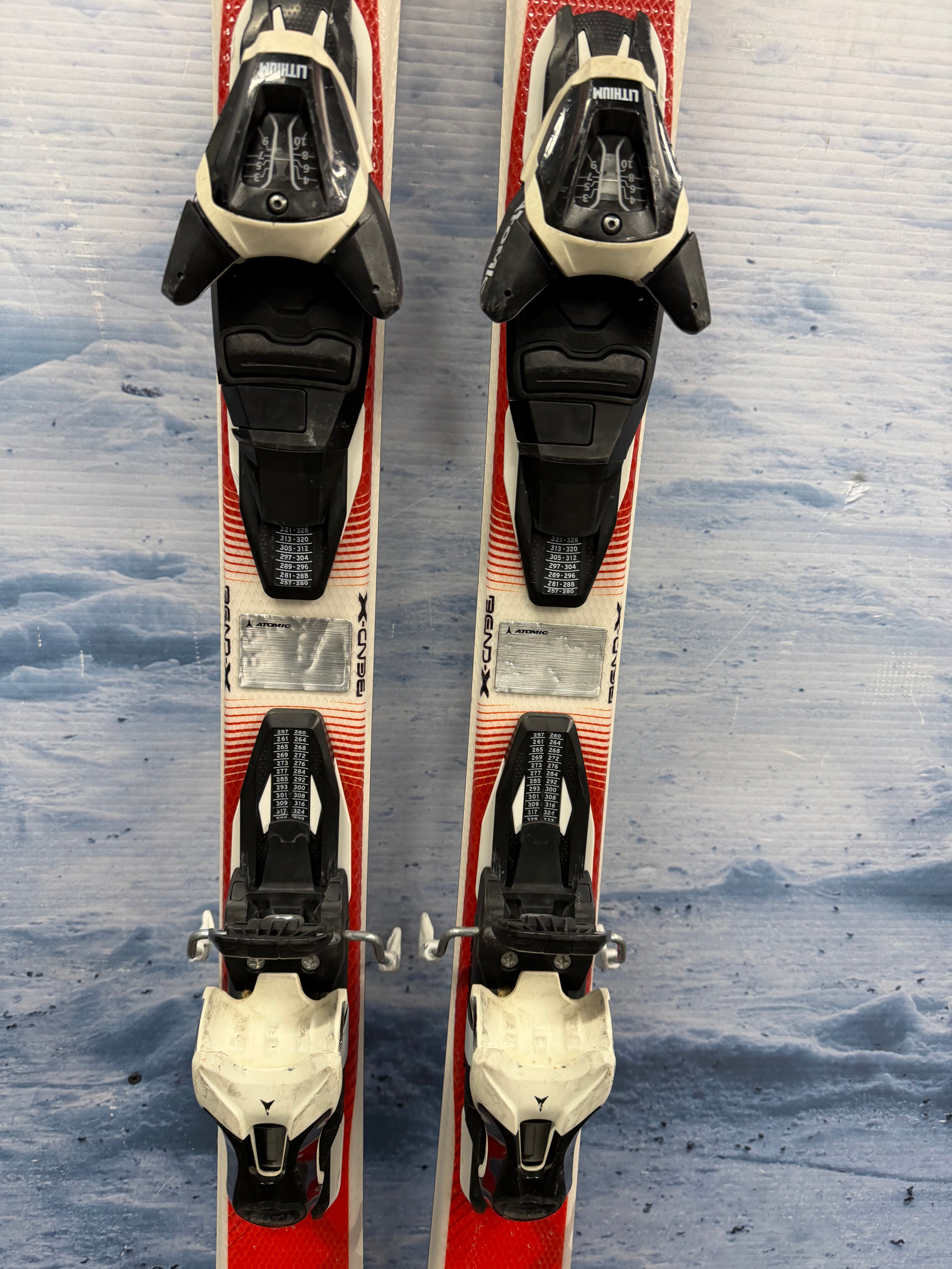Used Atomic ETL Bend X 156cm Skis w/ Atomic Lithium 10 Bindings