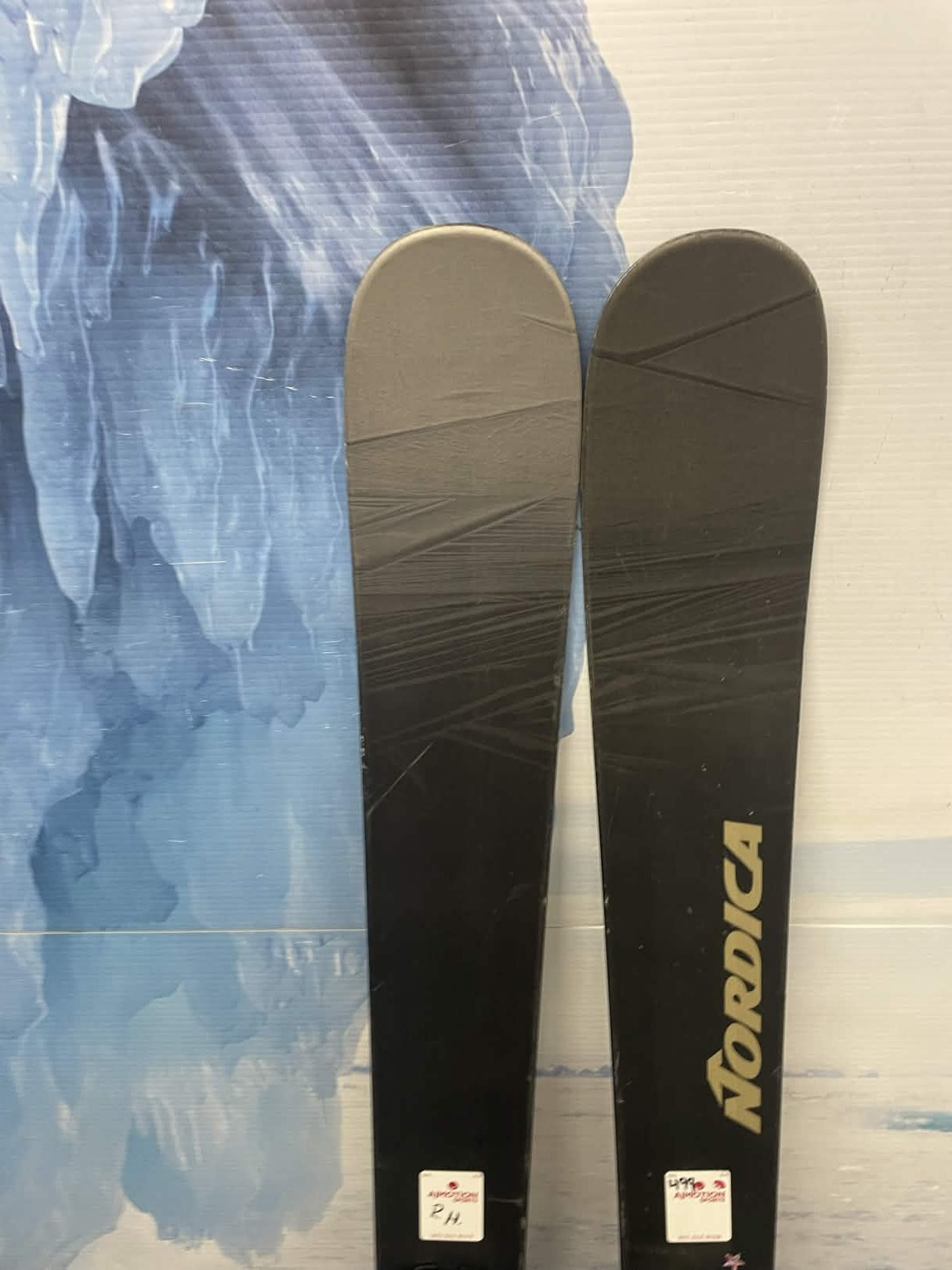 Used Nordica Unleashed 108 174cm Skis w/ TYROLIA Attack 13 Demo Binding - Used (2023)