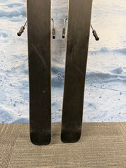 Used Atomic Maverick 83 R 165cm Skis w/Atomic M10 Bindings