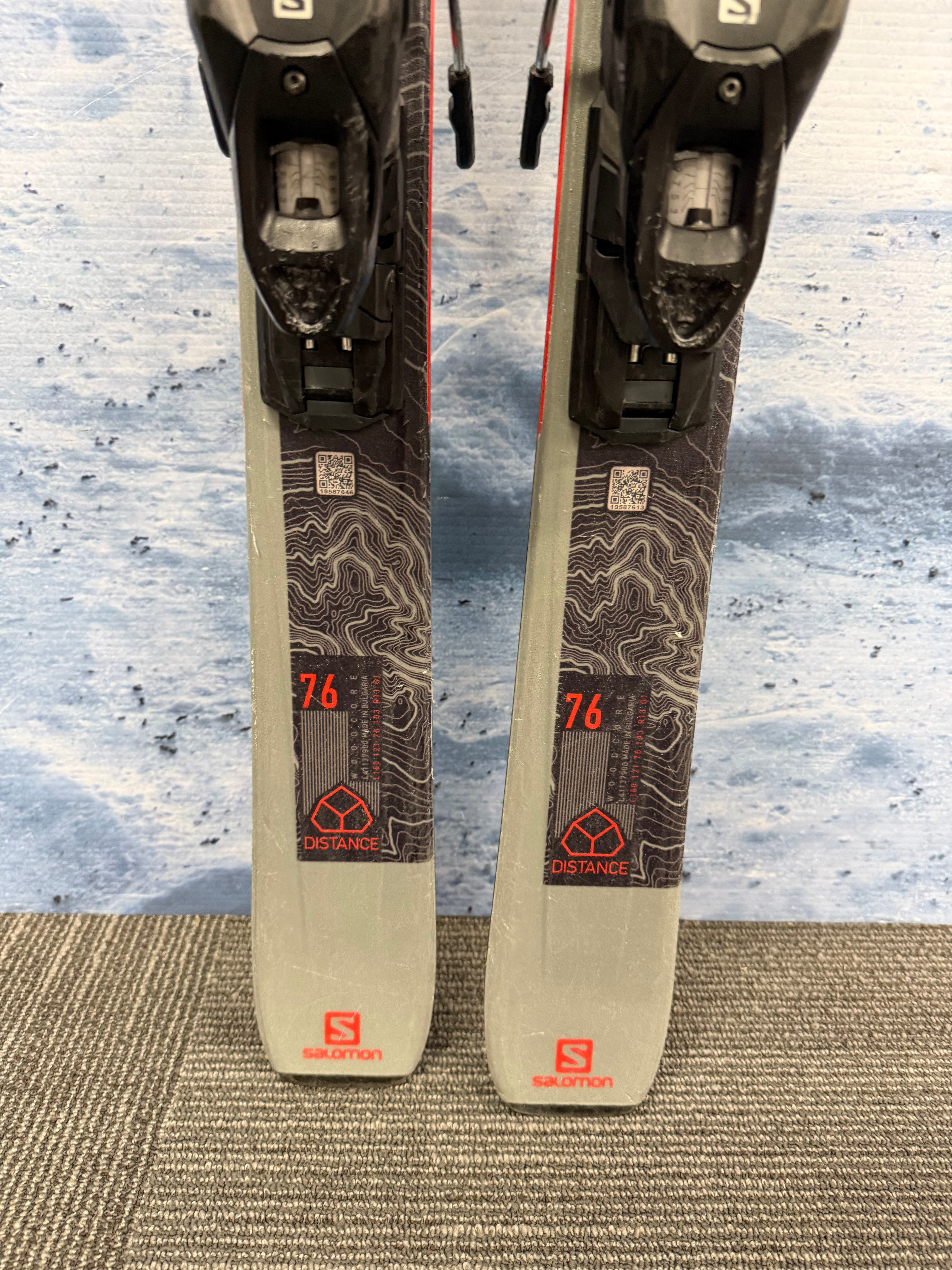 Used Salomon Distance 76 160cm Skis w/Salomon M10 Bindings