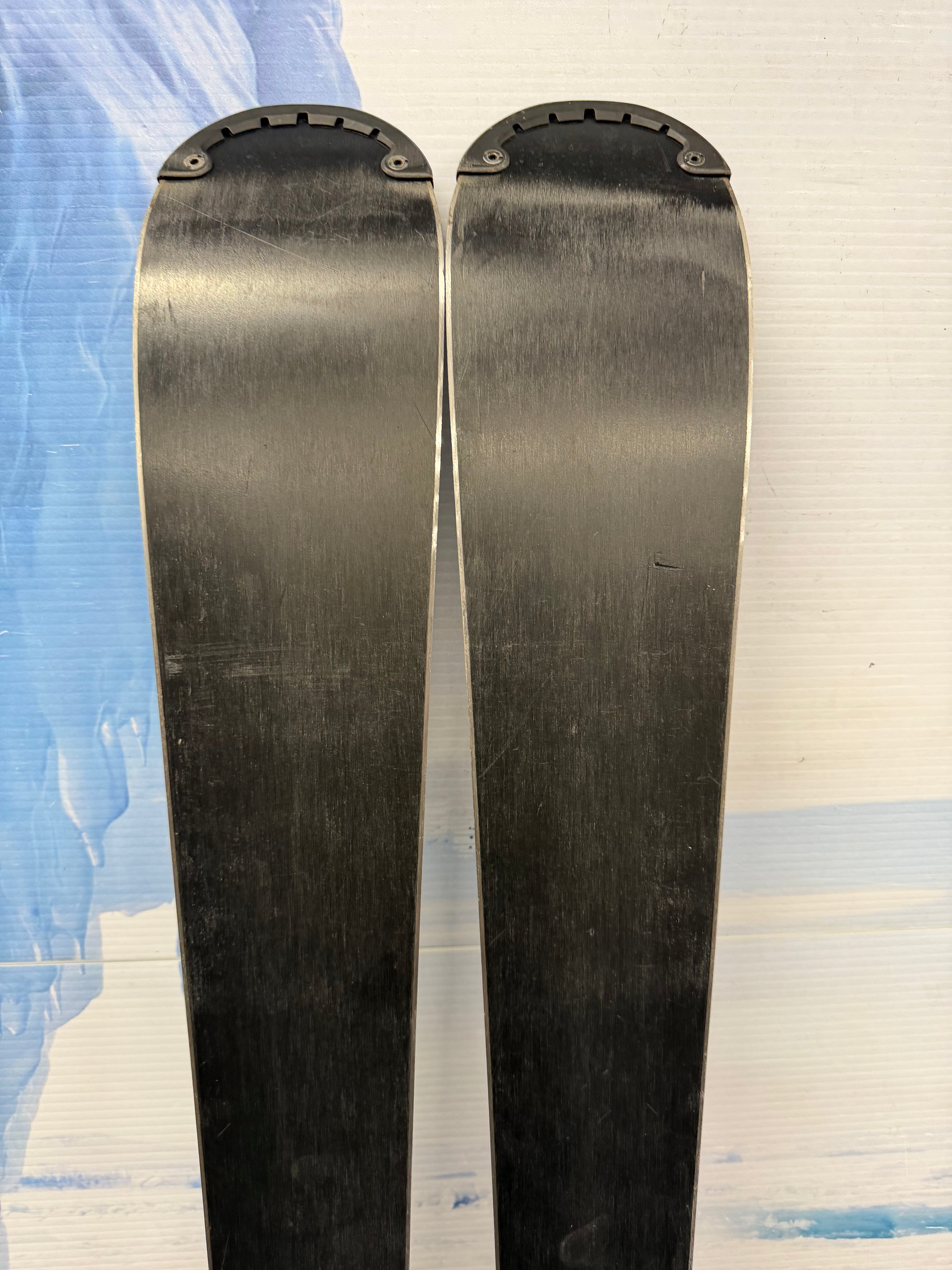Used Salomon Pulse 165cm Skis w/Salomon L10 Bindings