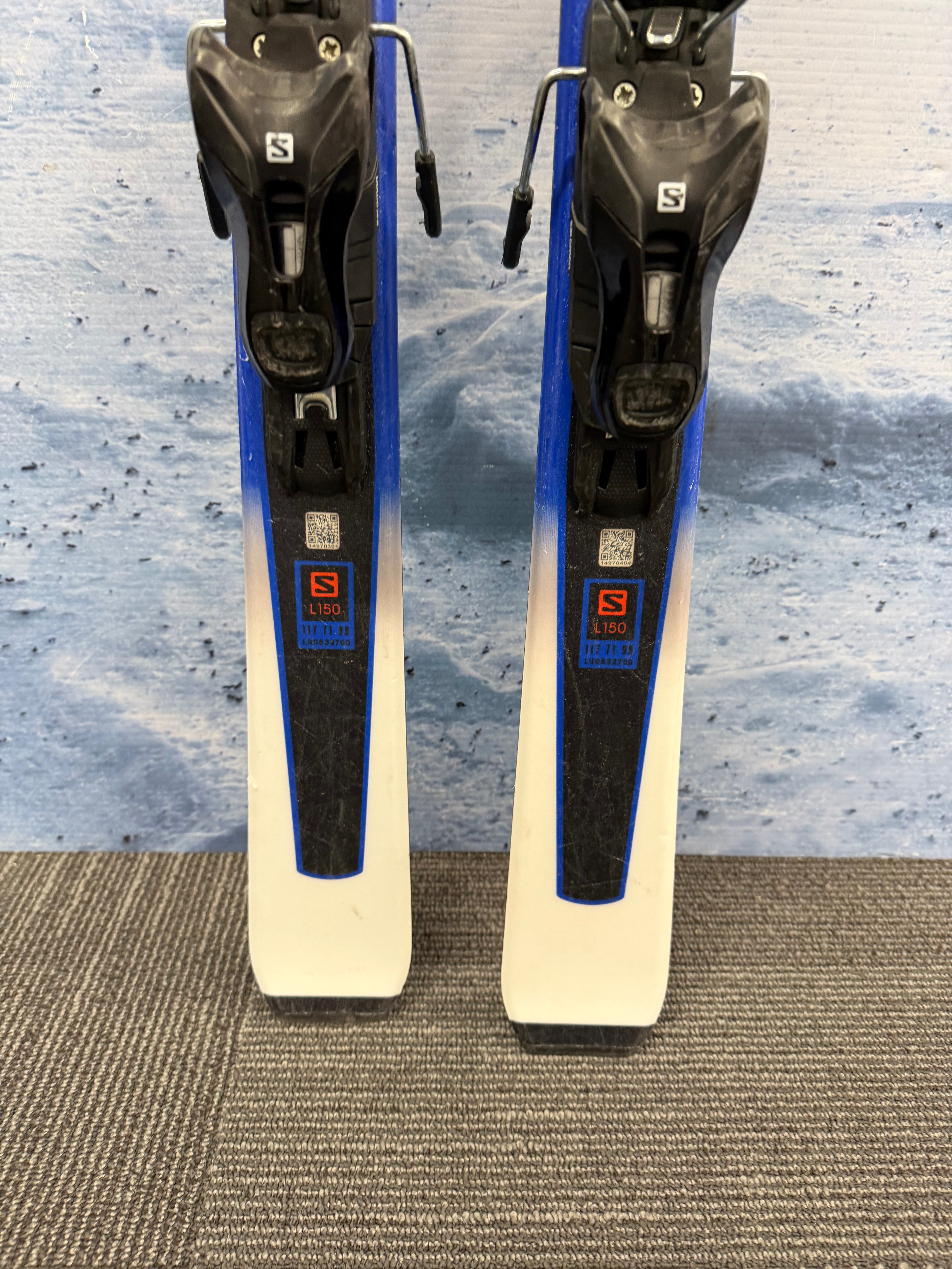 Used Salomon XDR Focus 150cm Skis w/Salomon Lithium 10