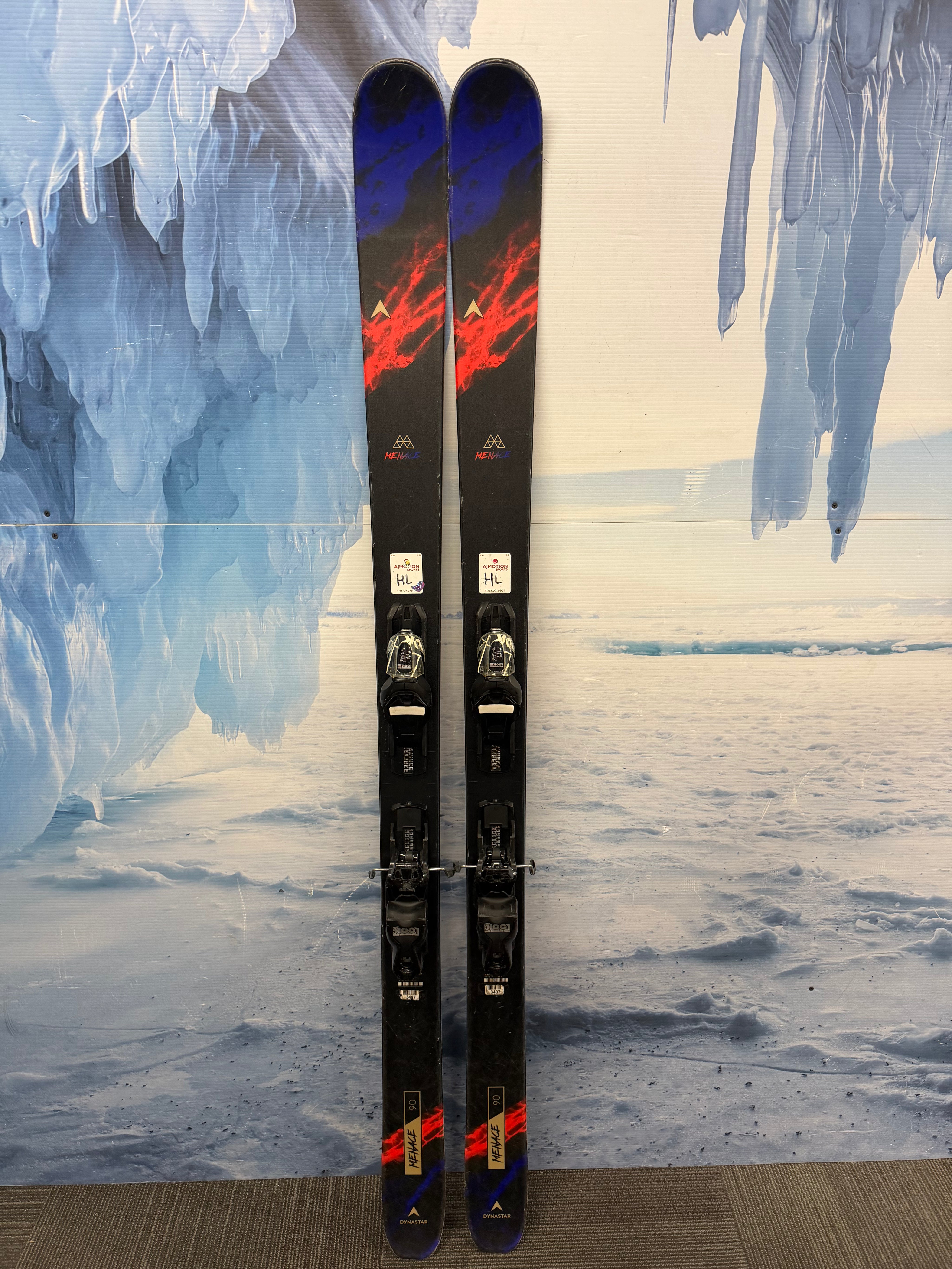 Used Dynastar Menace 180cm Skis w/ Look 11 Bindings