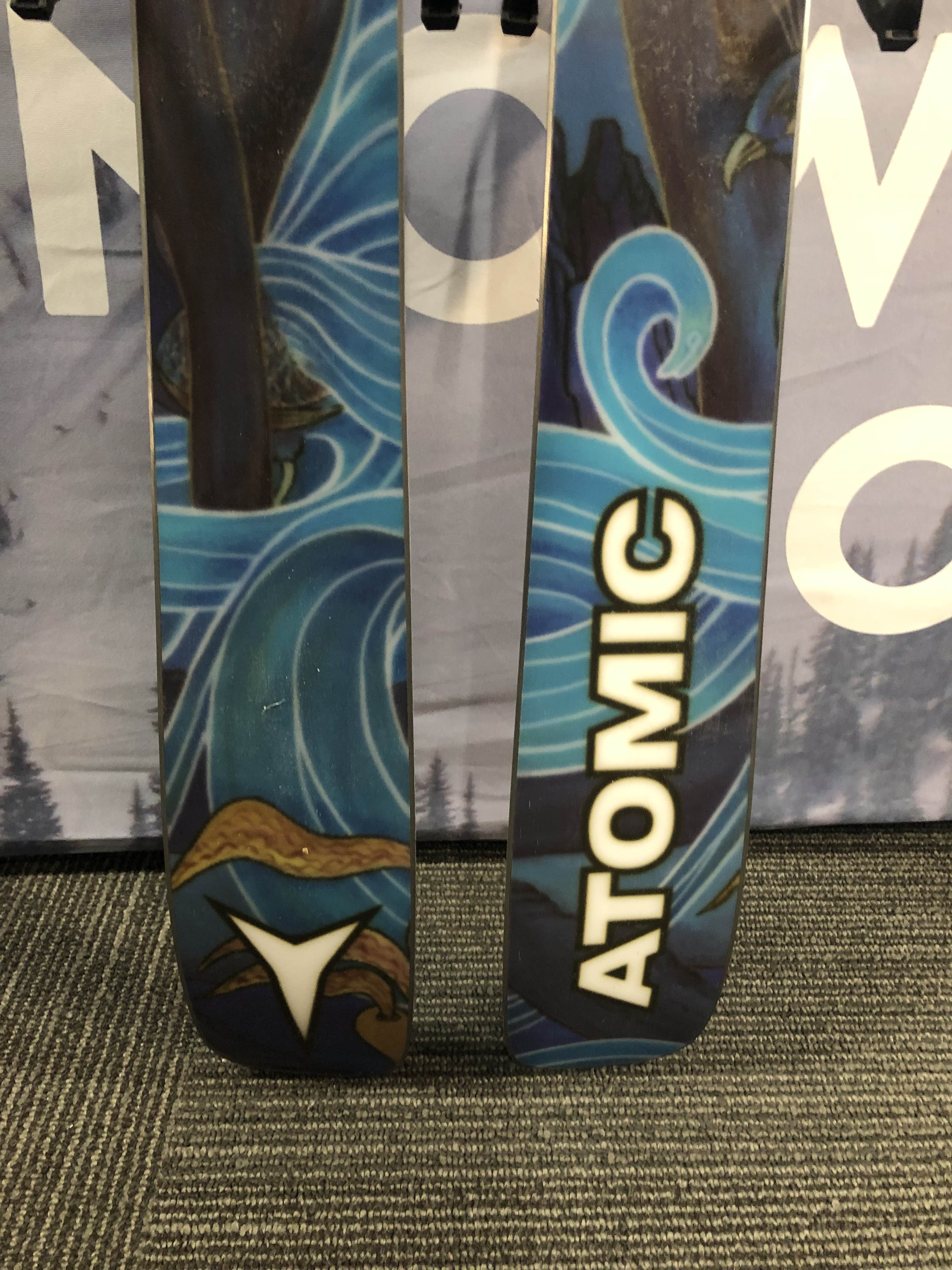 New Atomic Bent Chetler mini 90 143cm 2026 w/ Atomic L6 Bindings