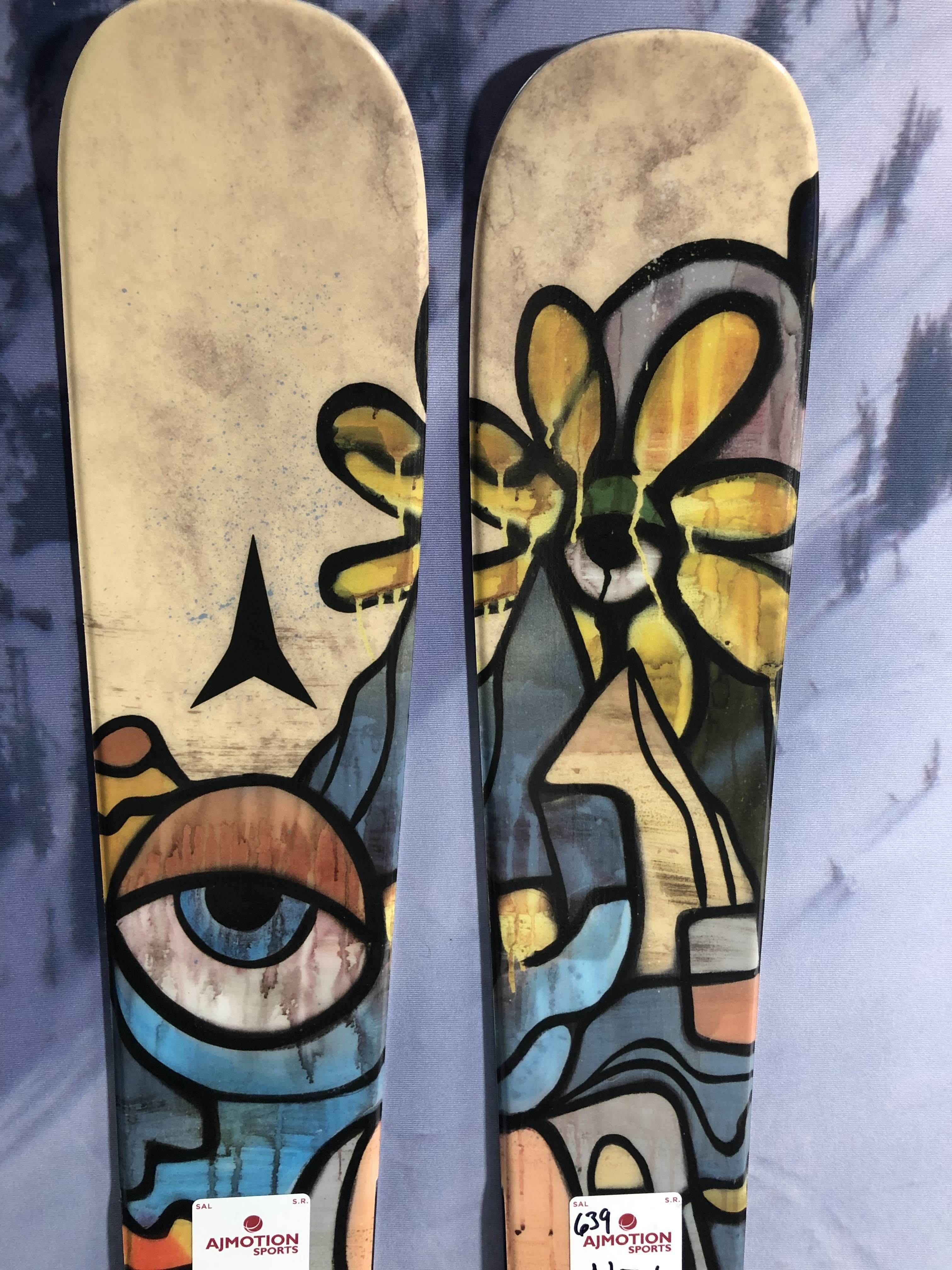 New Atomic Bent Chetler mini 90 133cm 2026 w/ Atomic L6 Bindings