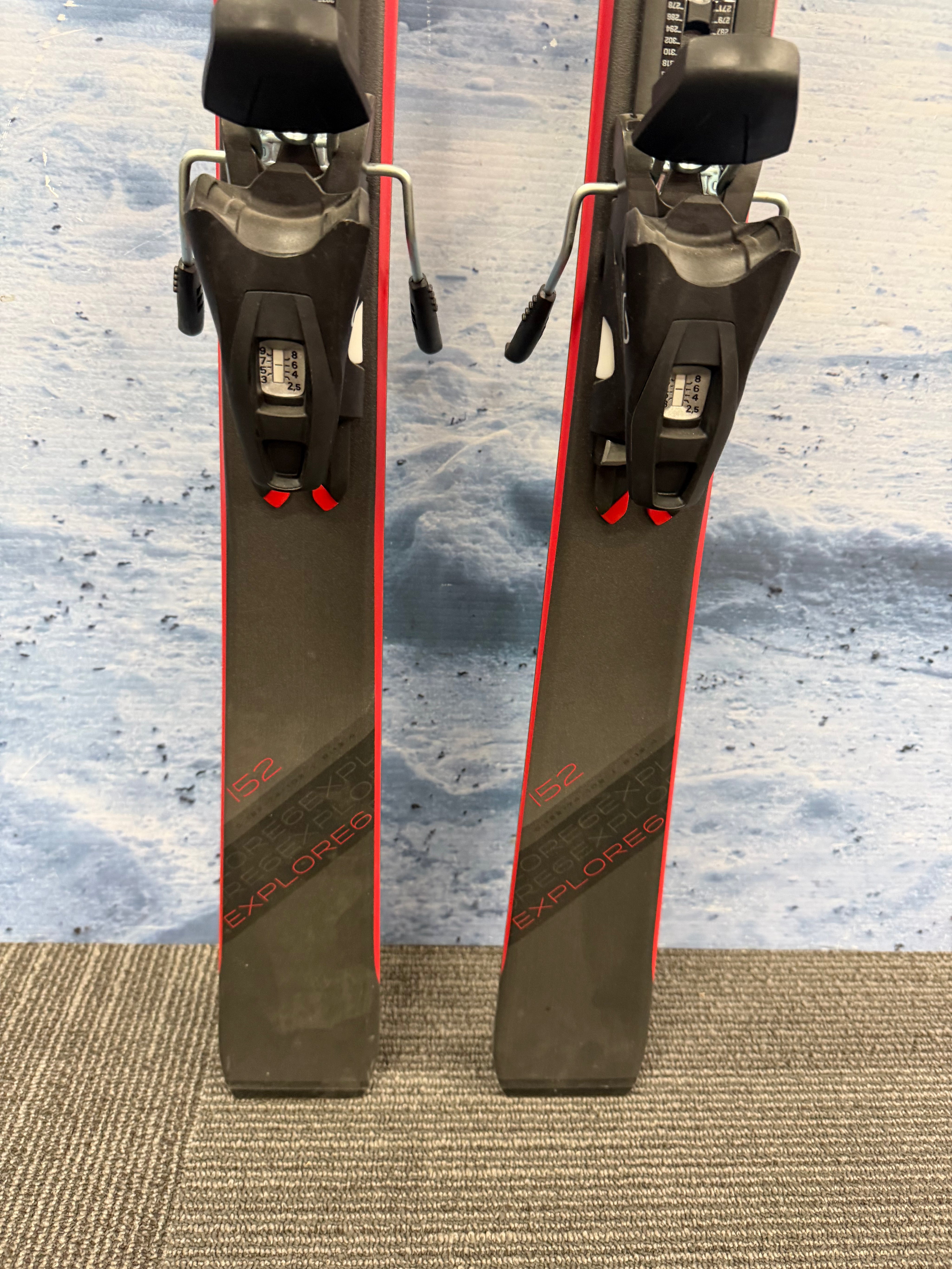 Used Explore 6 152cm Skis w/ Elan EL 9 Bindings