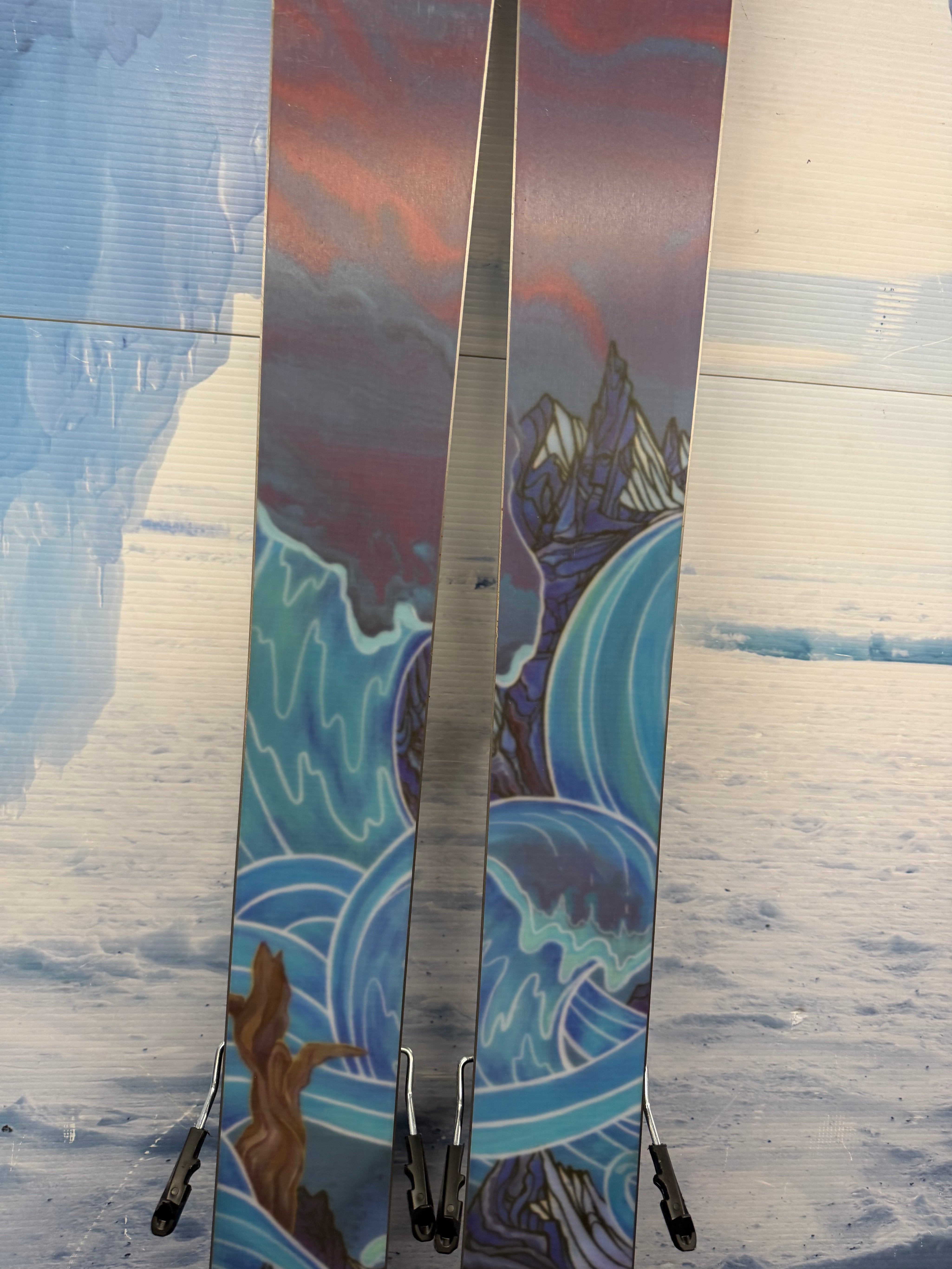 Lightly Used Atomic Bent 110 180cm Skis w/ Atomic Strive 13 Demo Bindings