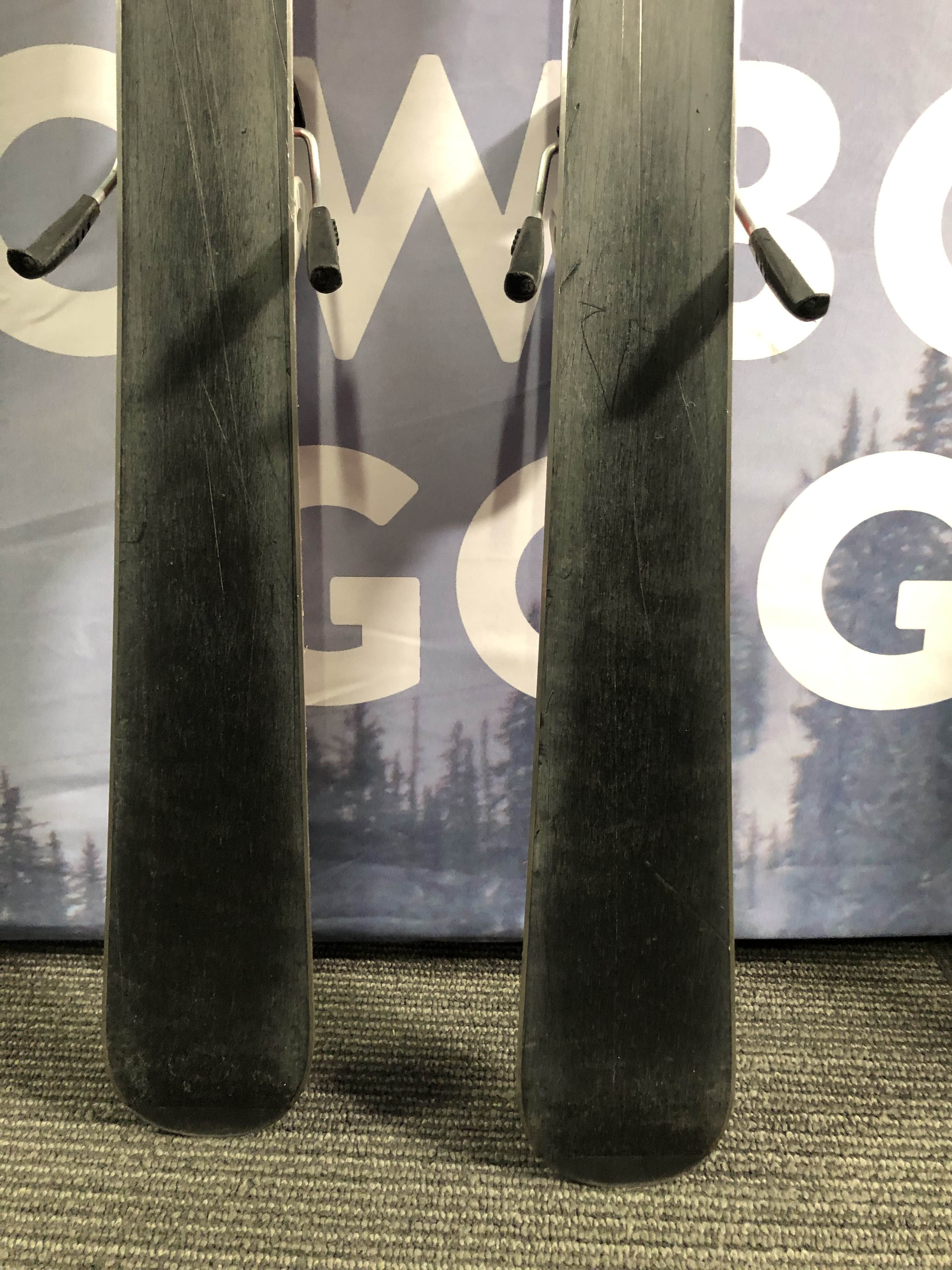 Used Head Supershape 137cm Jr Skis w/ Head LRX 7.5 Demo Binding