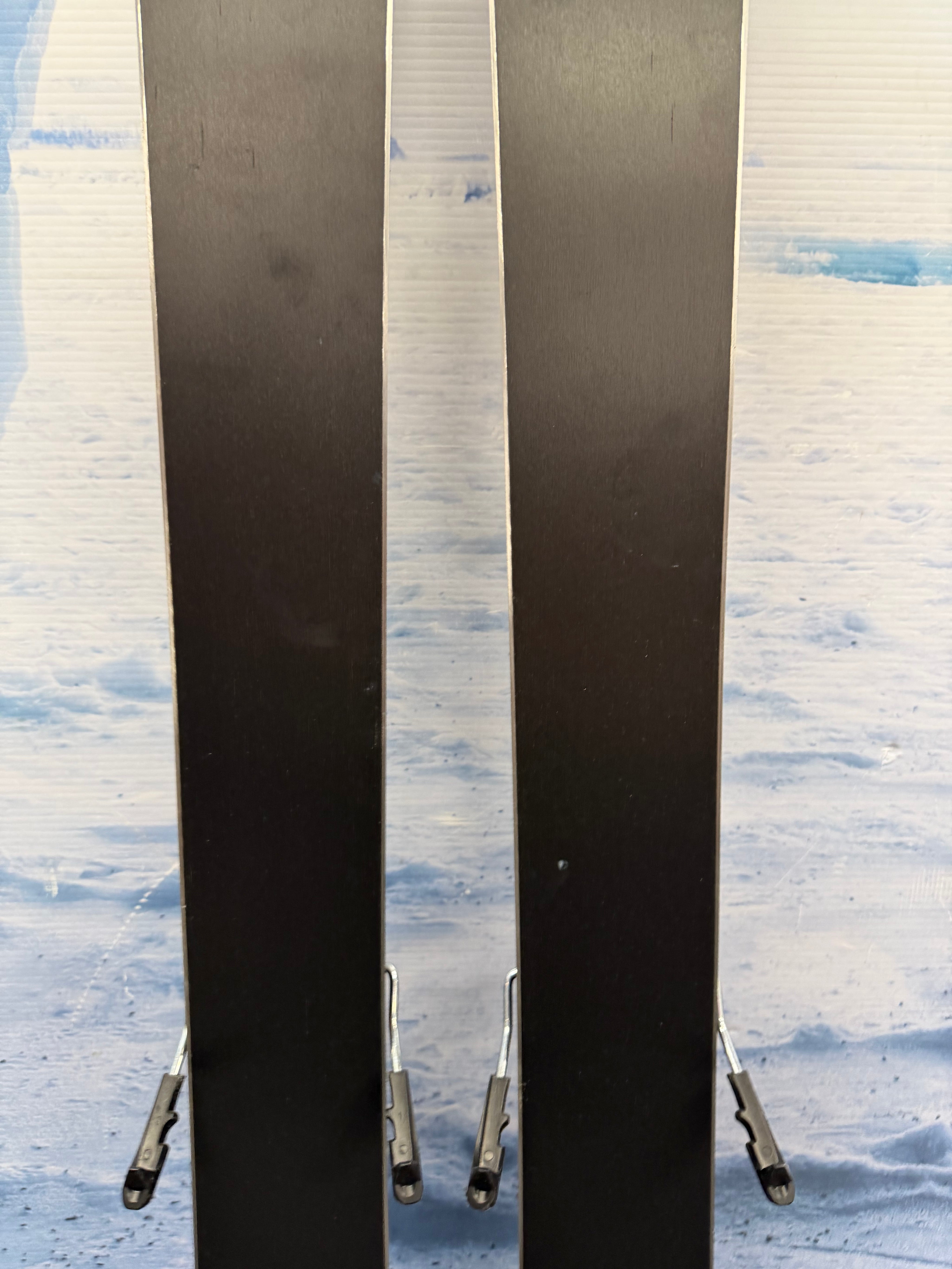 Lightly Used Atomic Bent 100 172cm Skis w/ Atomic Strive 13 Demo Bindings