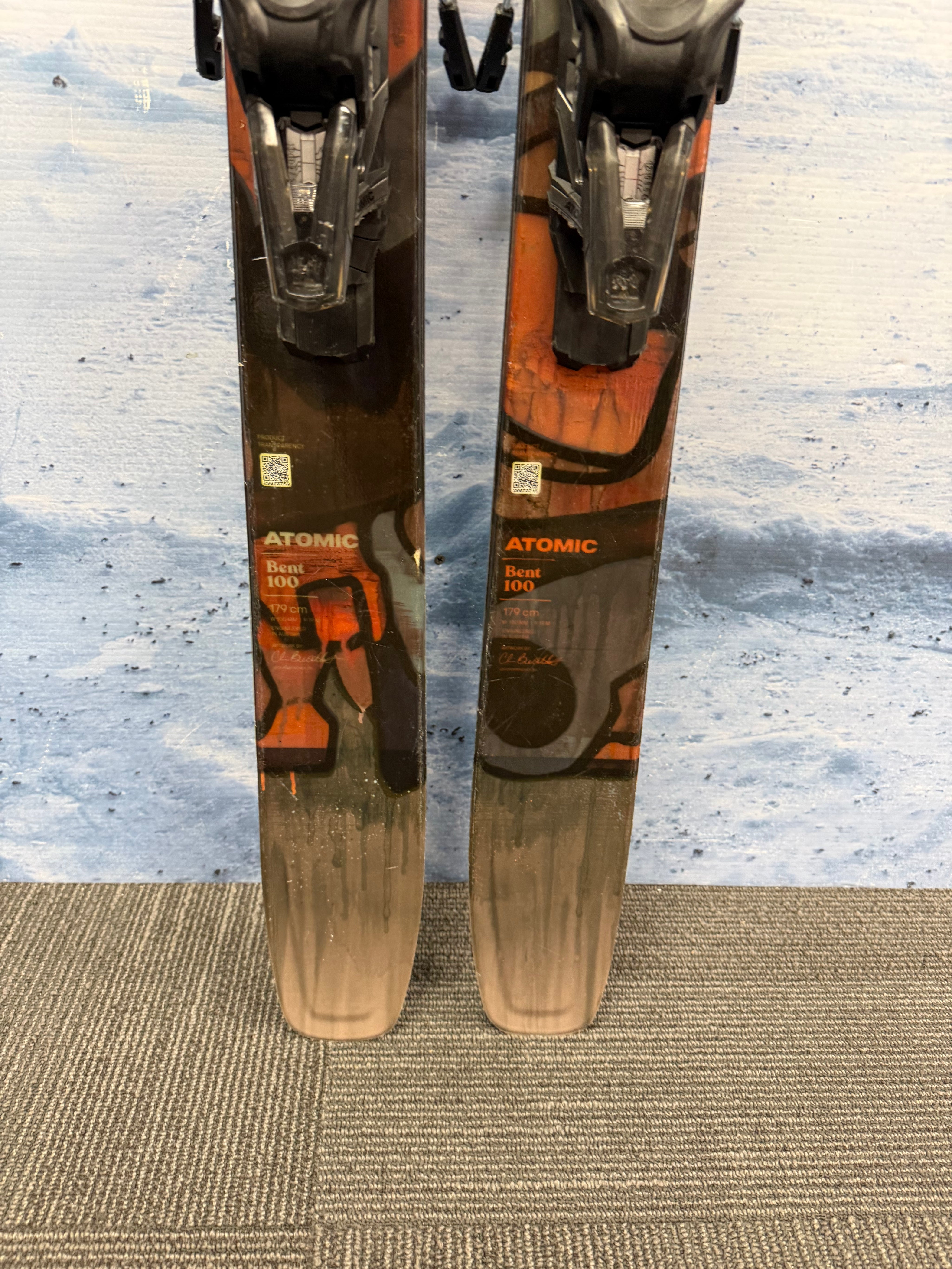 Used Atomic Bent 100 179cm Skis w/ Atomic Strive 13 Demo Bindings