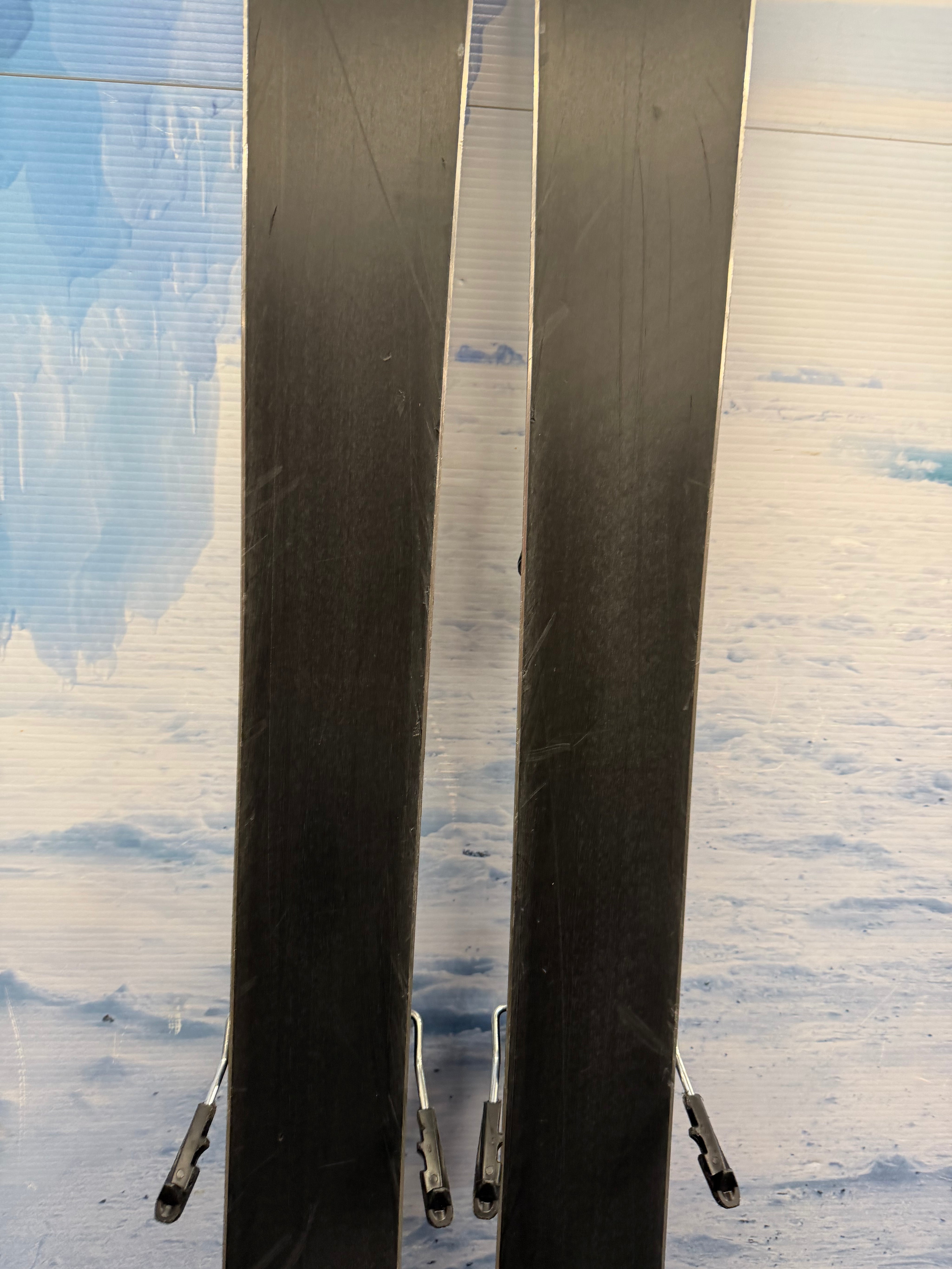 Used Atomic Bent 100 179cm Skis w/ Atomic Strive 13 Demo Bindings
