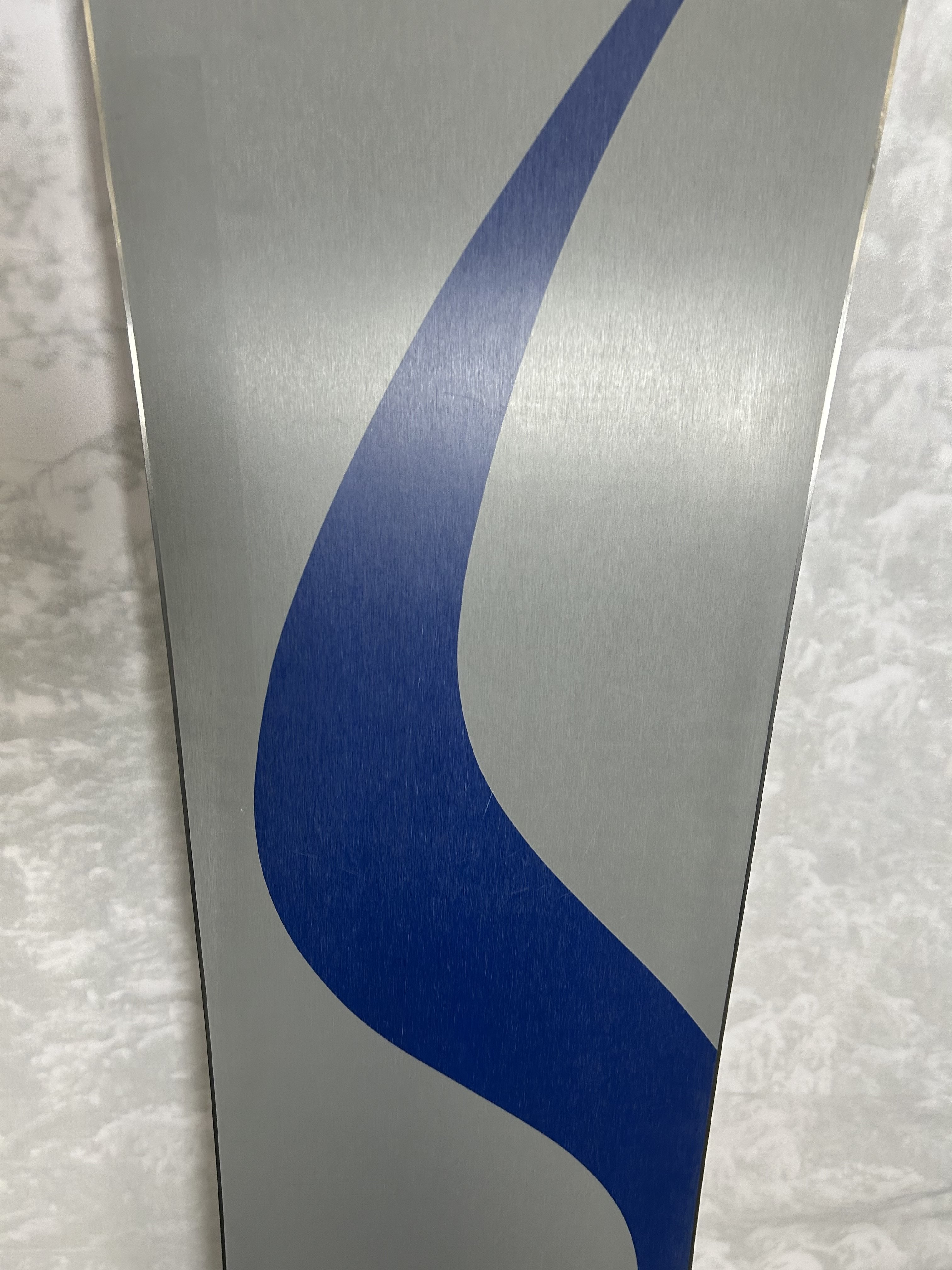 Used 2025 Never Summer Nokhu 155CM Snowboard