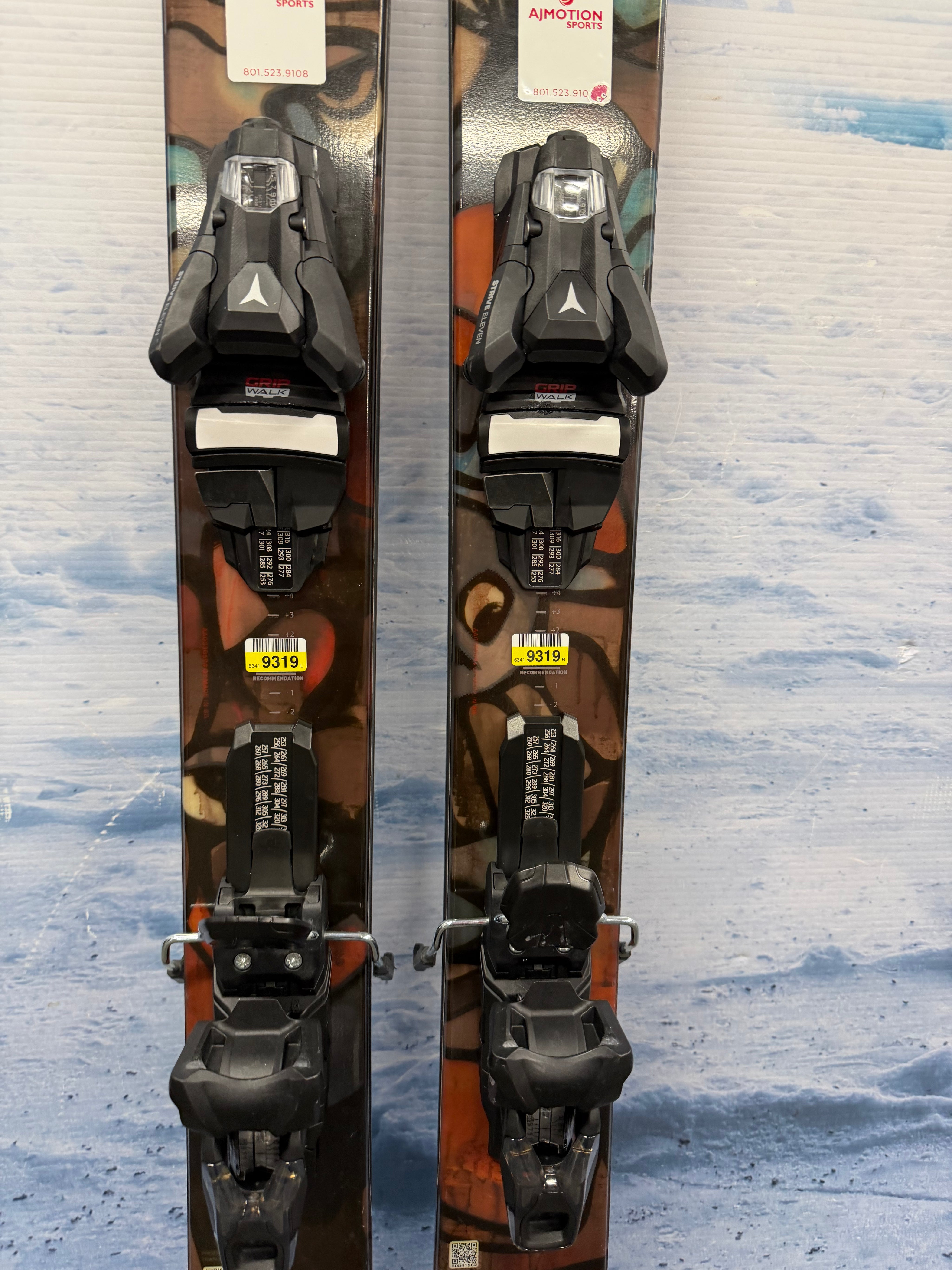 Used Atomic Bent 100 165cm Skis w/ Atomic Strive 11 Demo Bindings