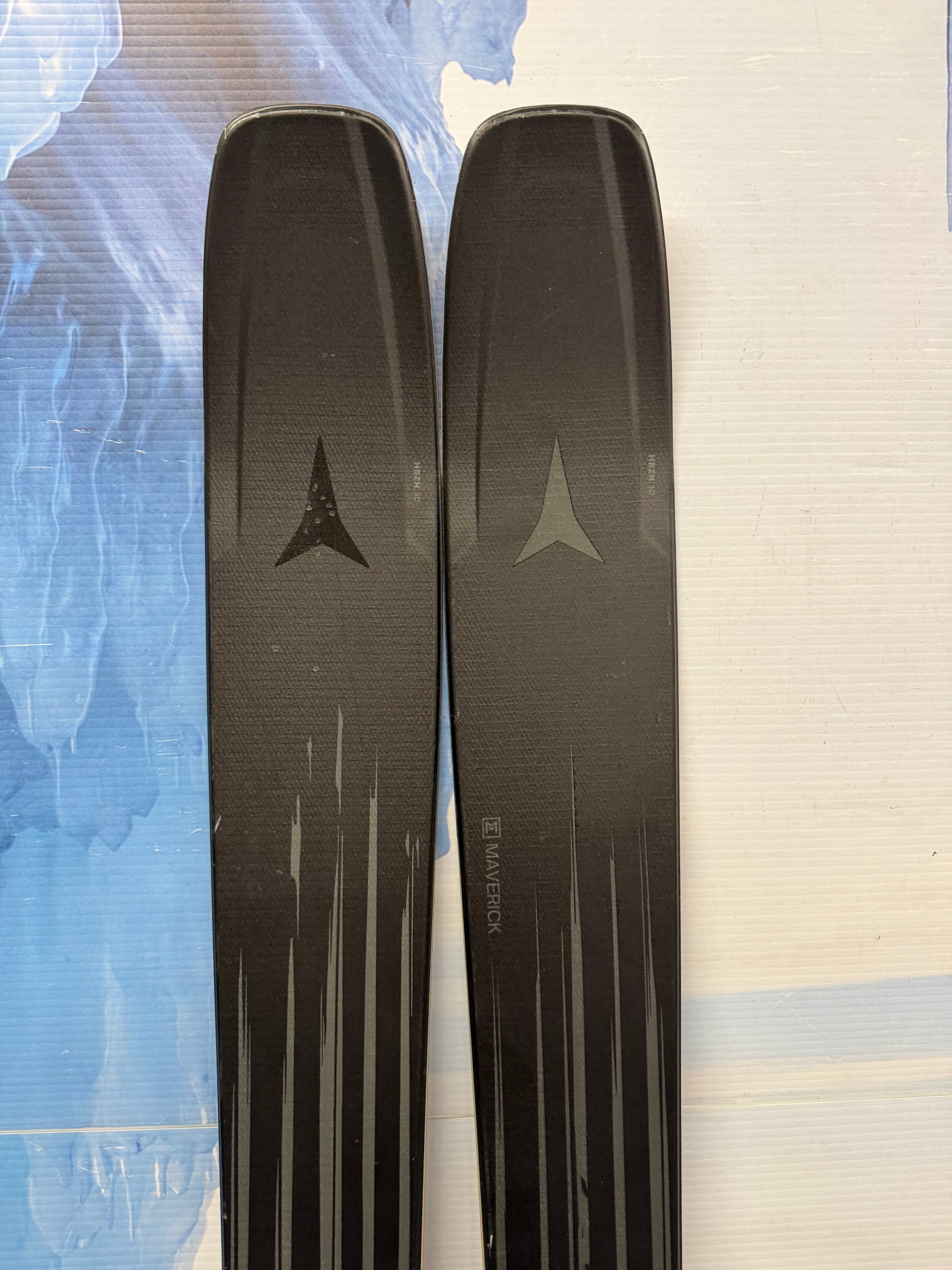 Lightly Used Atomic Maverick 105 CTI 178cm Skis w/Atomic Strive 13 Bindings