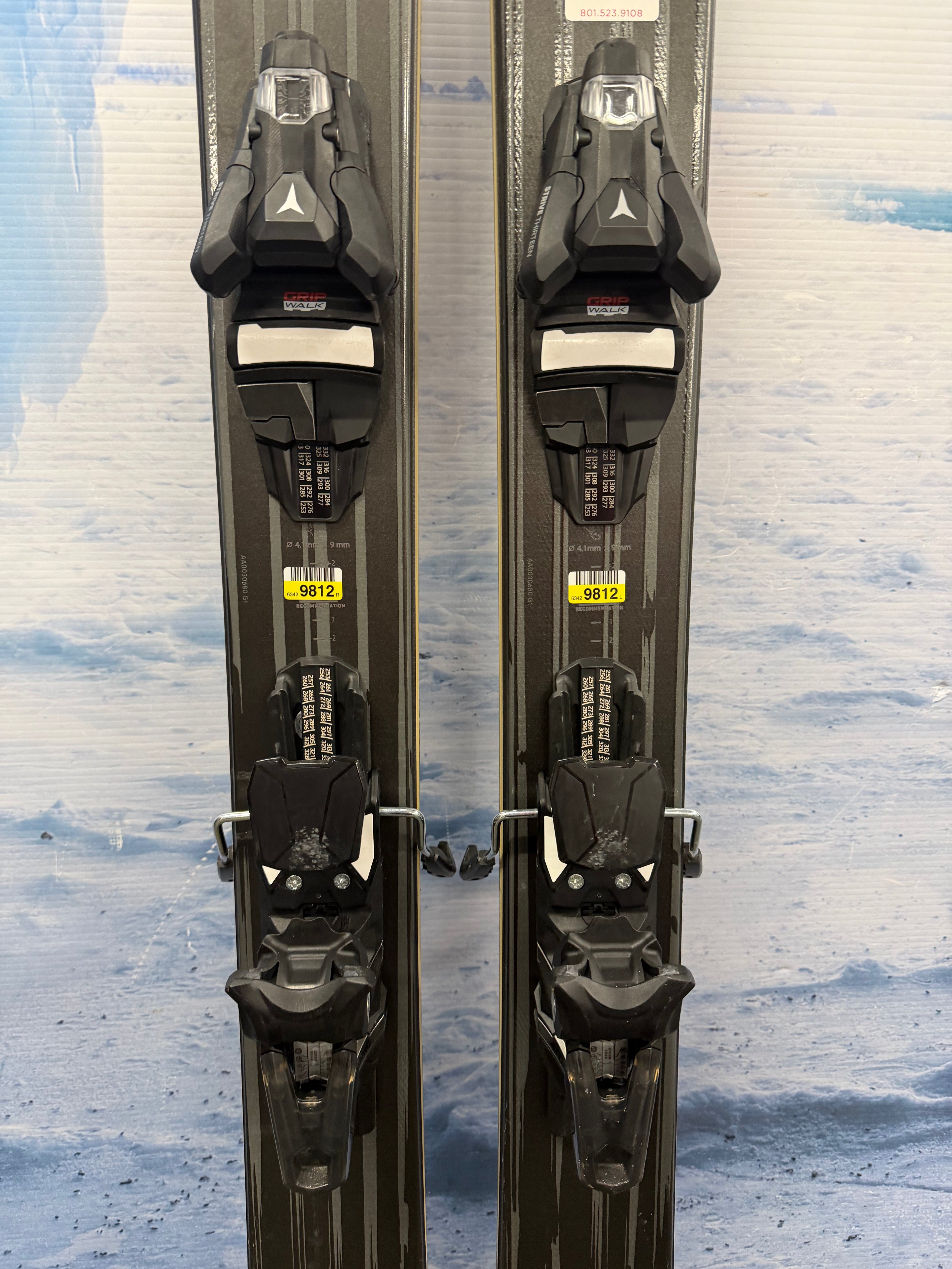 Lightly Used Atomic Maverick 105 CTI 185cm Skis w/Atomic Strive 13 Bindings